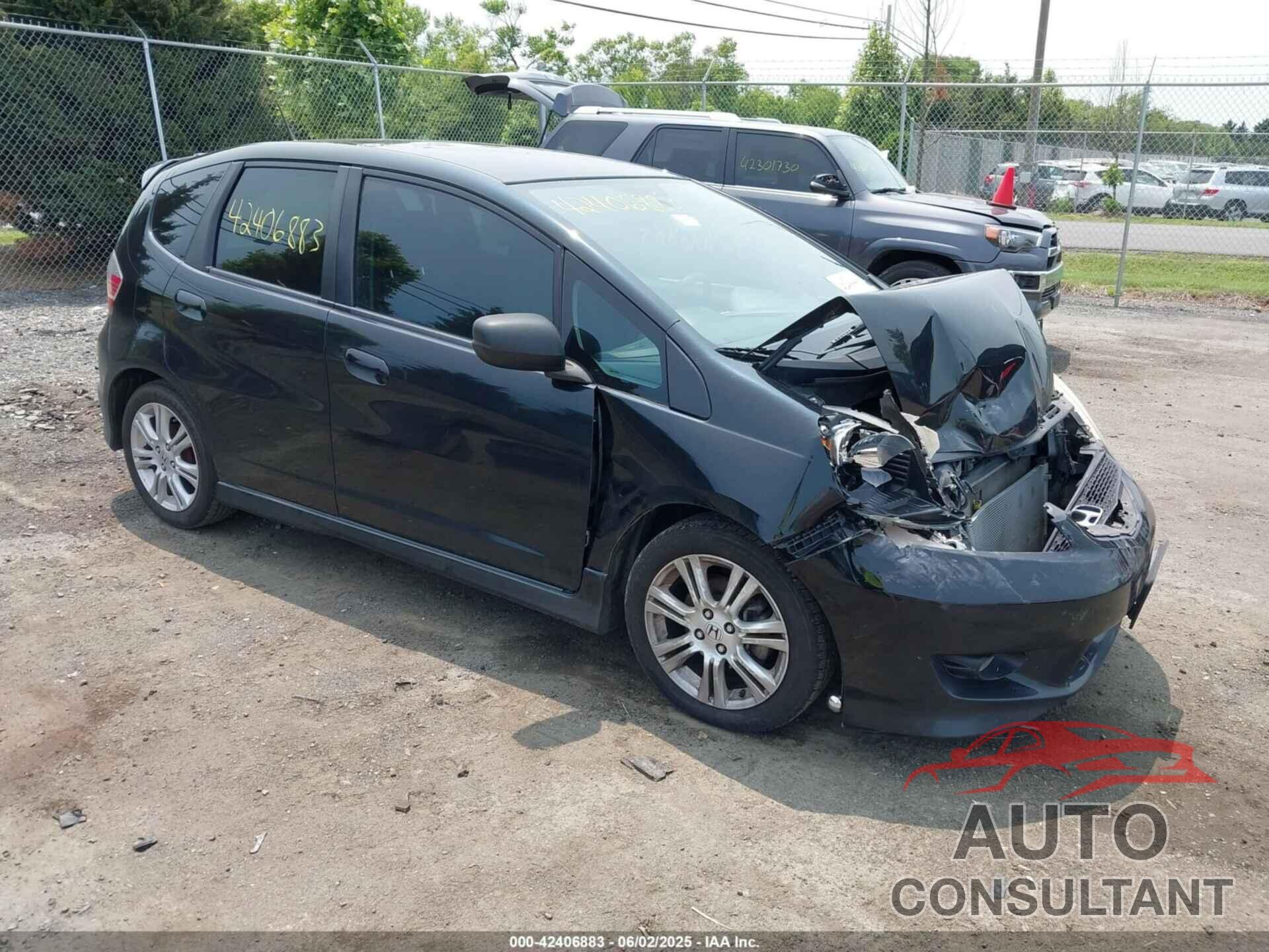 HONDA FIT 2010 - JHMGE8G40AC013031