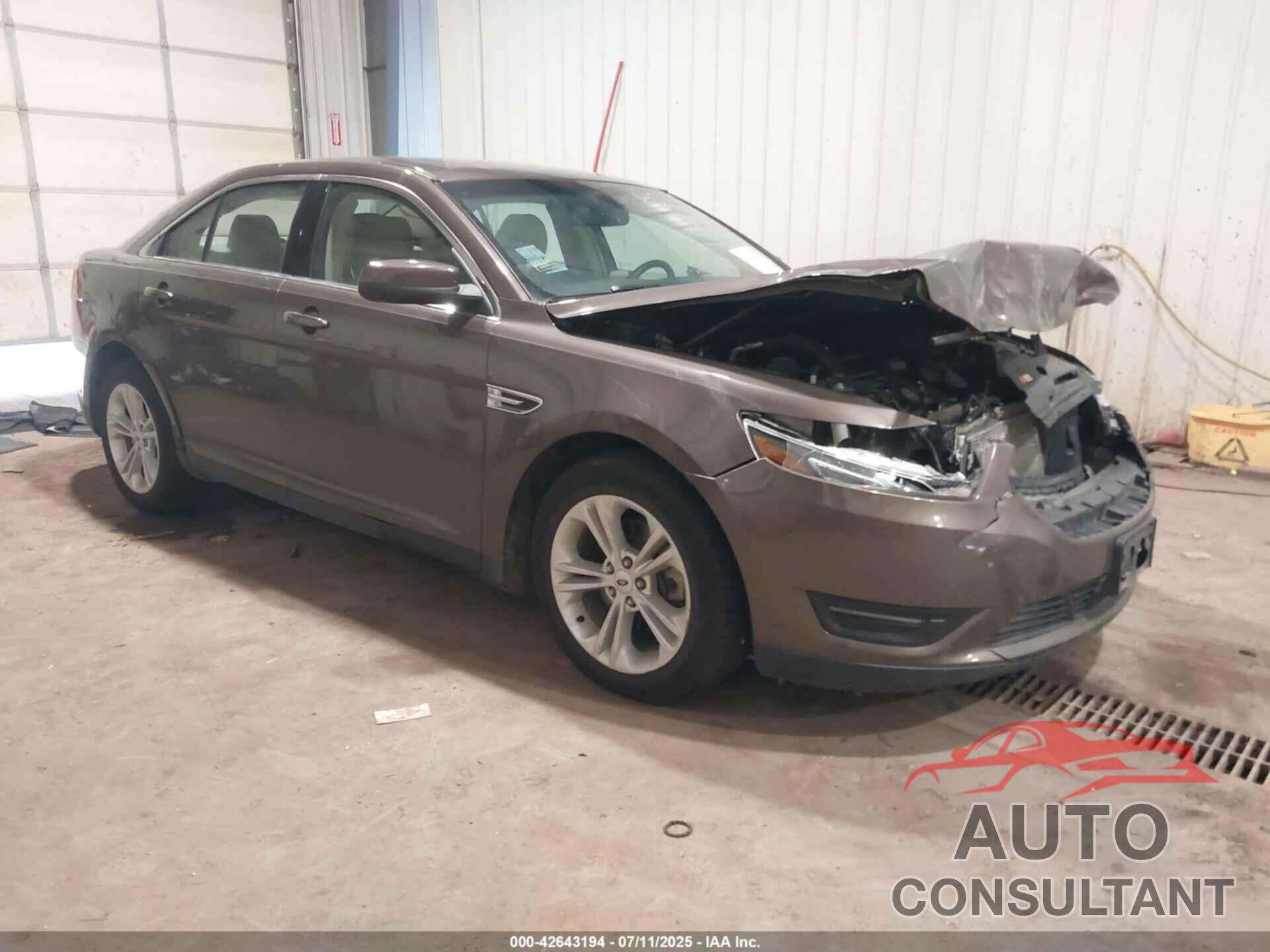 FORD TAURUS 2016 - 1FAHP2E89GG143562