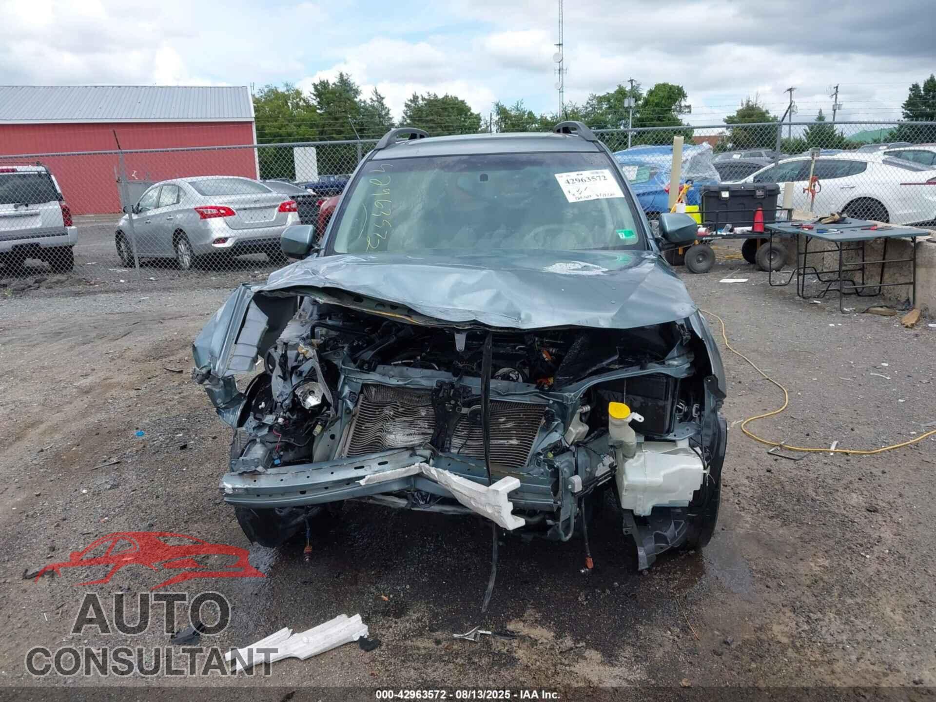 SUBARU FORESTER 2013 - JF2SHADC8DH405592