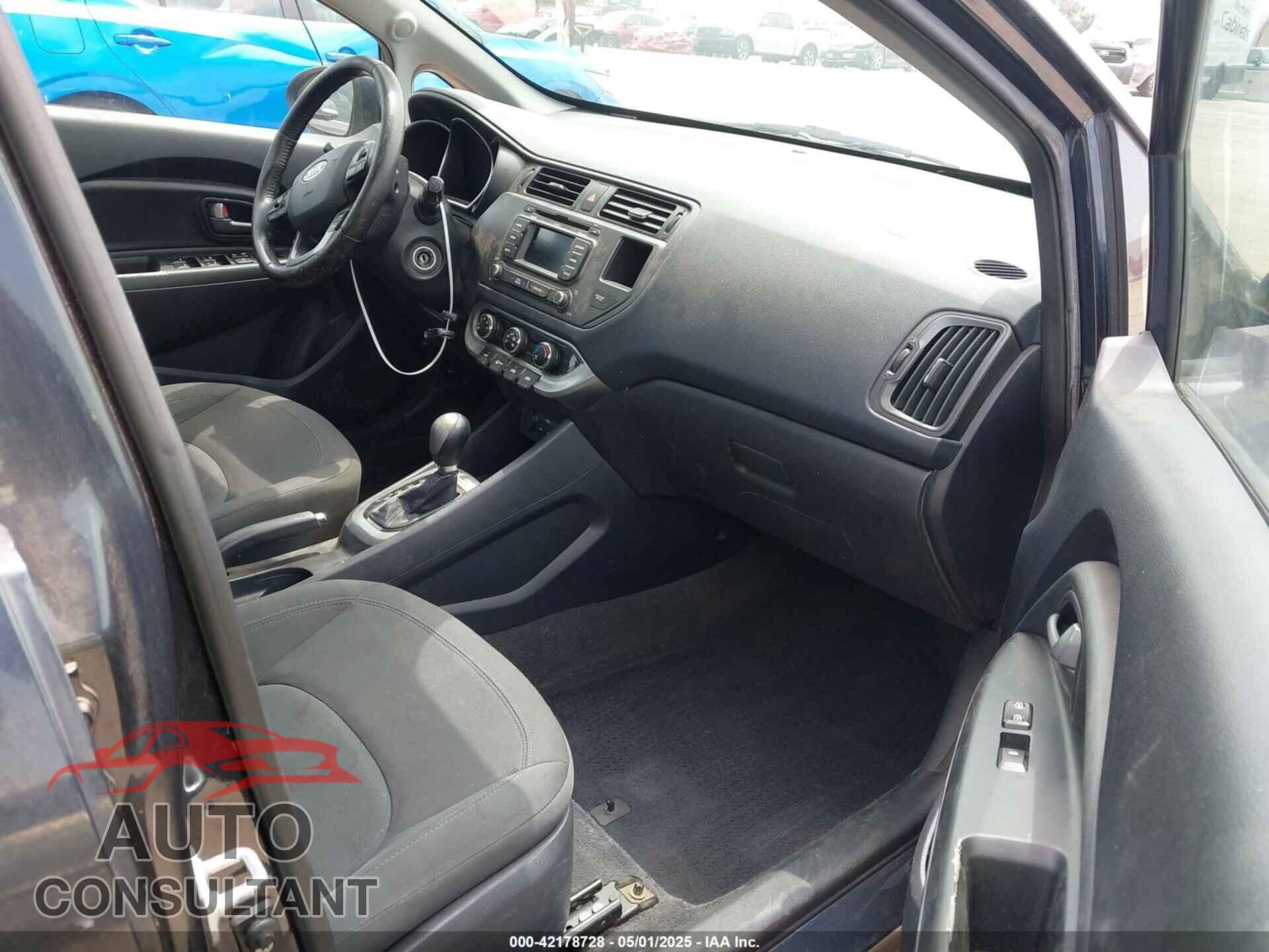 KIA RIO 2012 - KNADN4A33C6074255