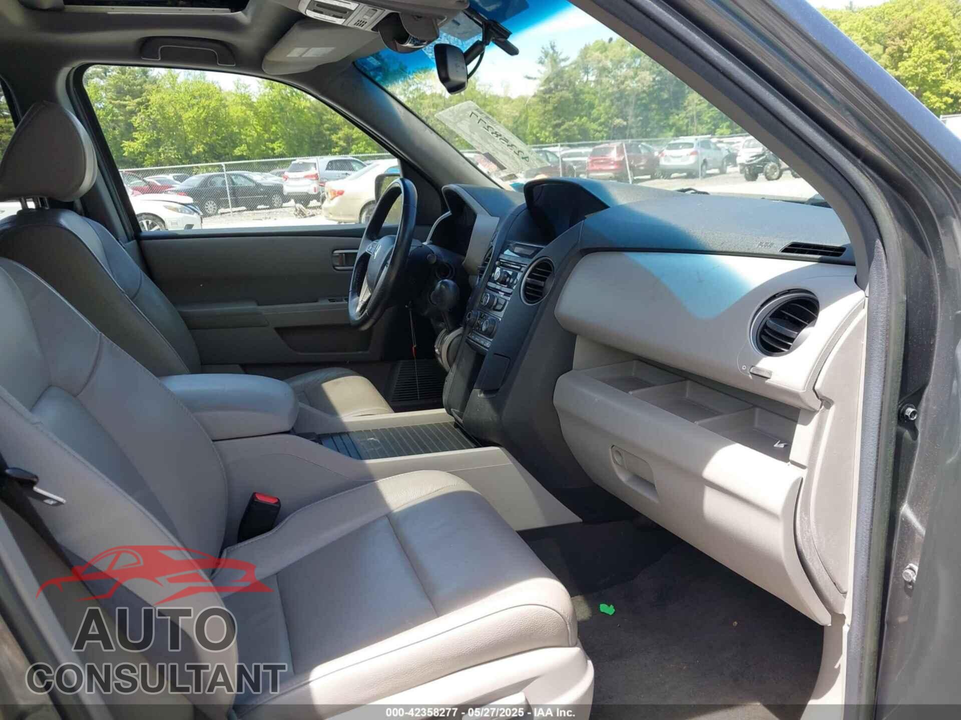 HONDA PILOT 2012 - 5FNYF4H5XCB065744
