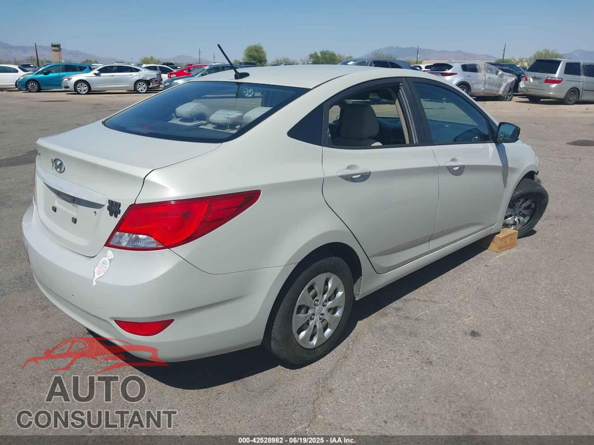 HYUNDAI ACCENT 2016 - KMHCT4AE3GU114143