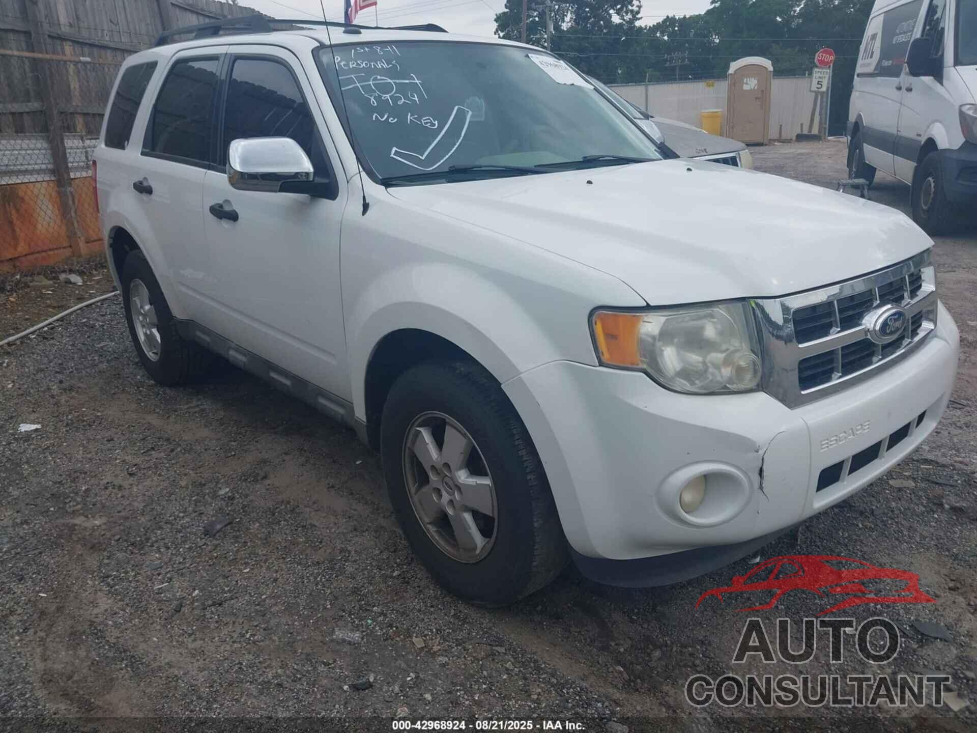 FORD ESCAPE 2011 - 1FMCU0D70BKC54321