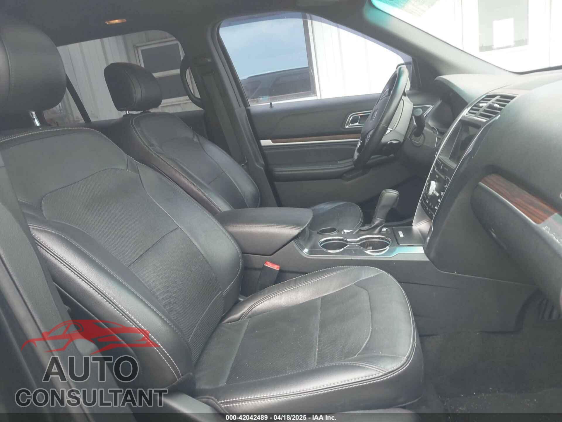 FORD EXPLORER 2017 - 1FM5K7F85HGA98916