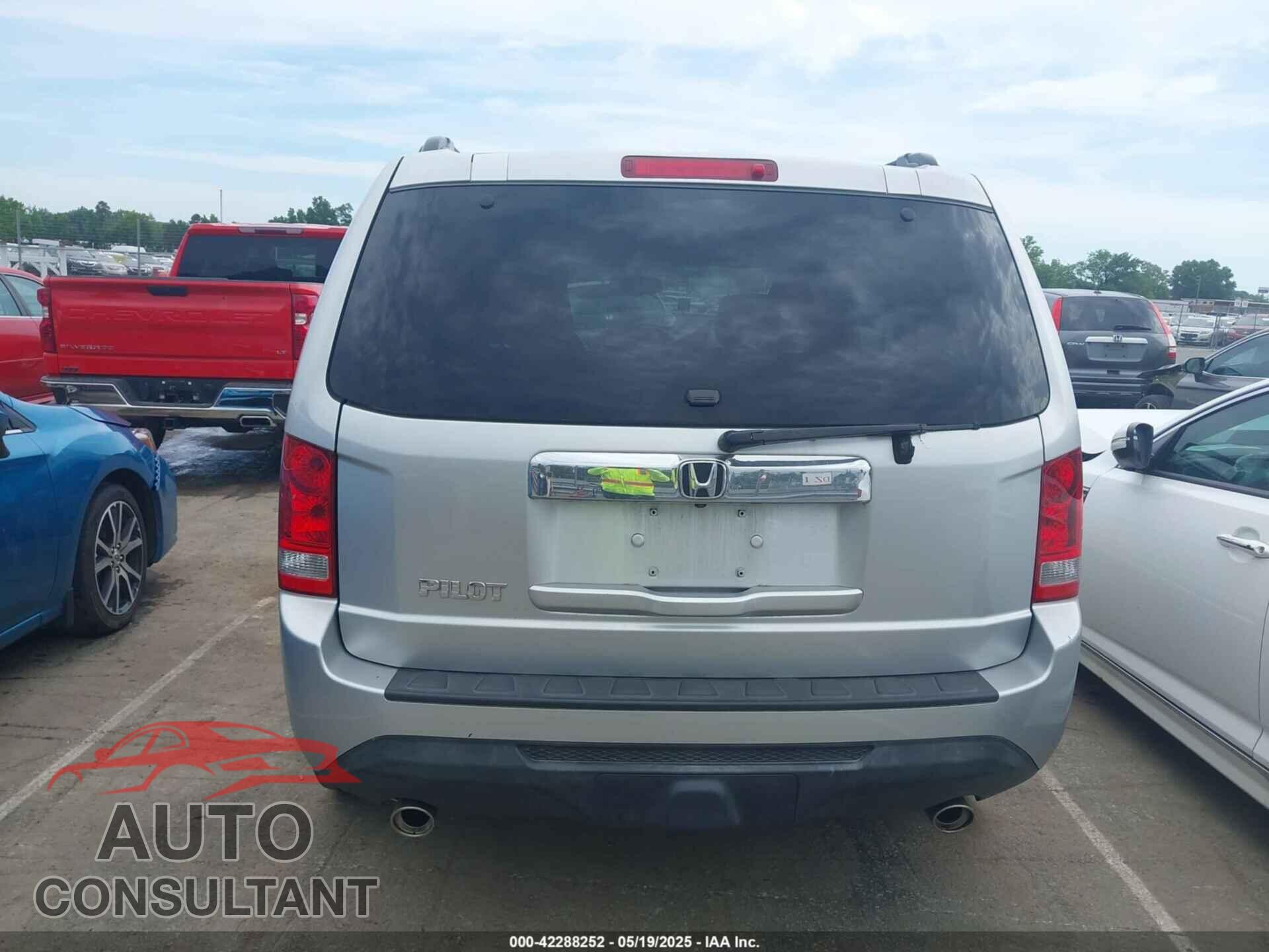 HONDA PILOT 2014 - 5FNYF3H54EB015175