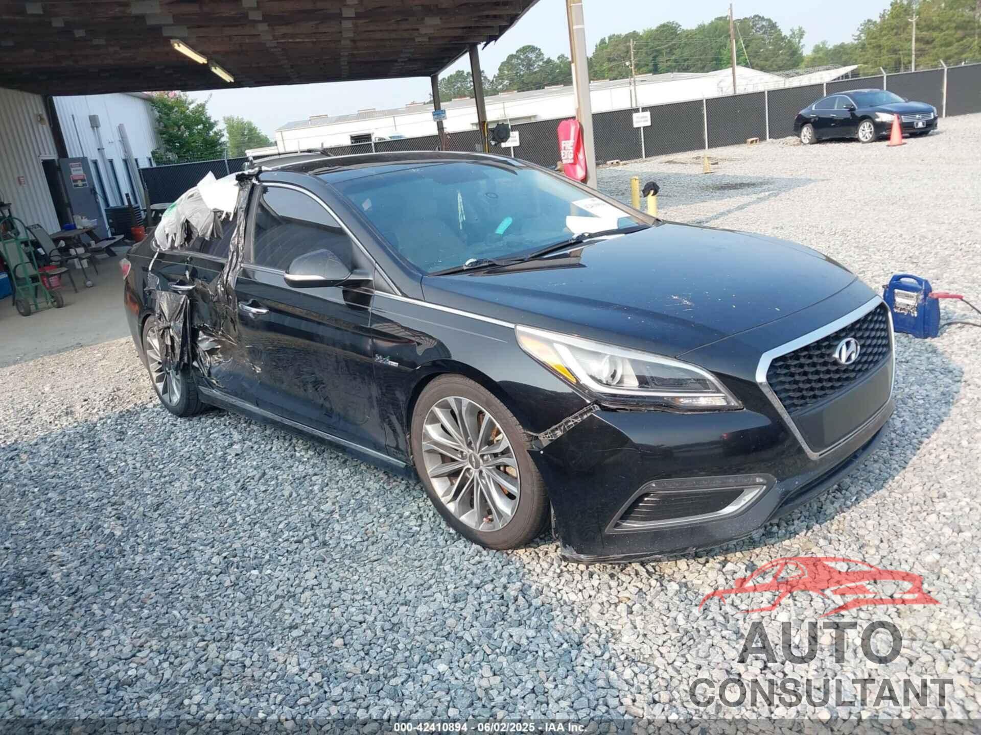 HYUNDAI SONATA HYBRID 2016 - KMHE34L17GA017631