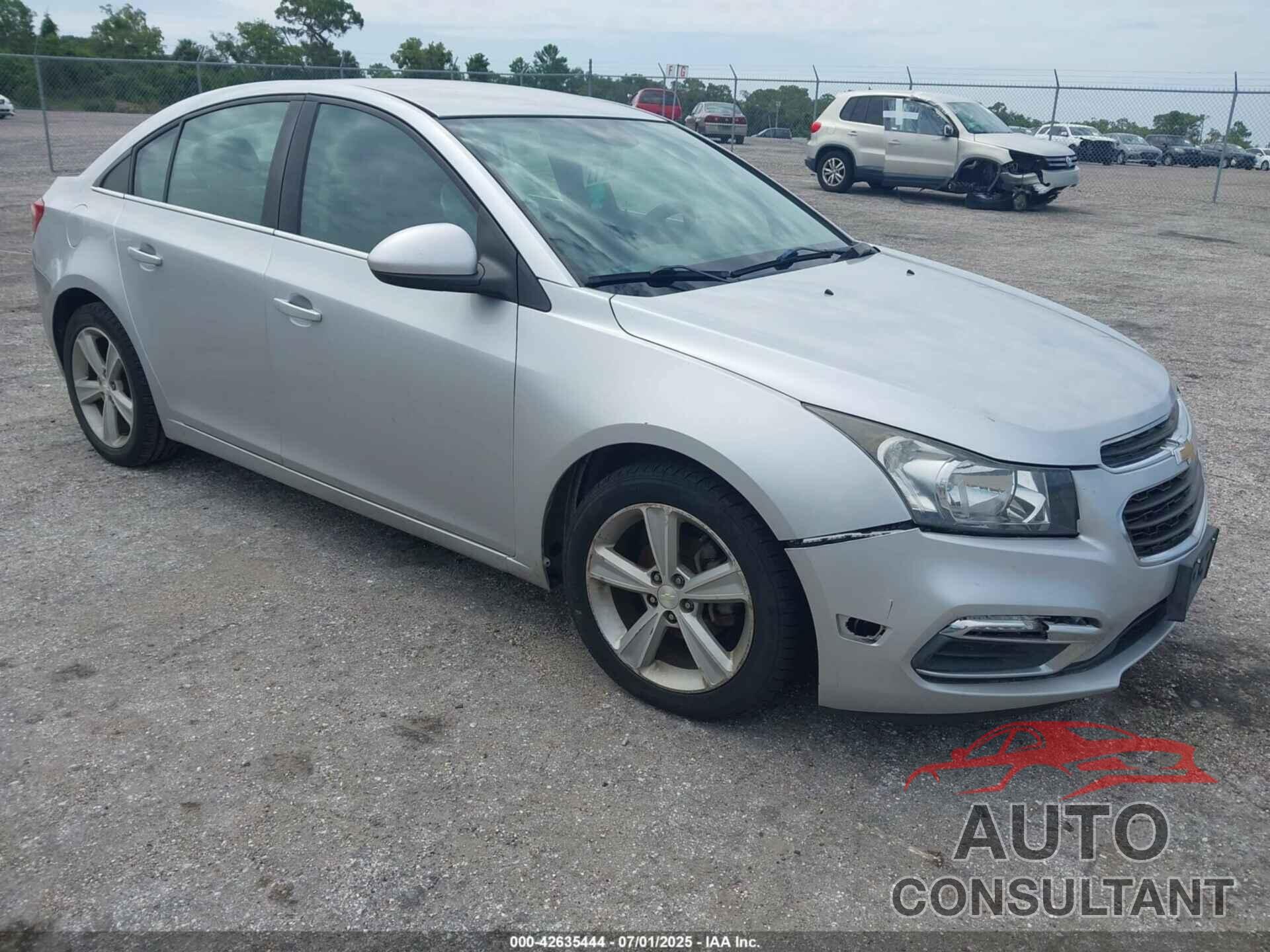 CHEVROLET CRUZE 2015 - 1G1PE5SBXF7209136