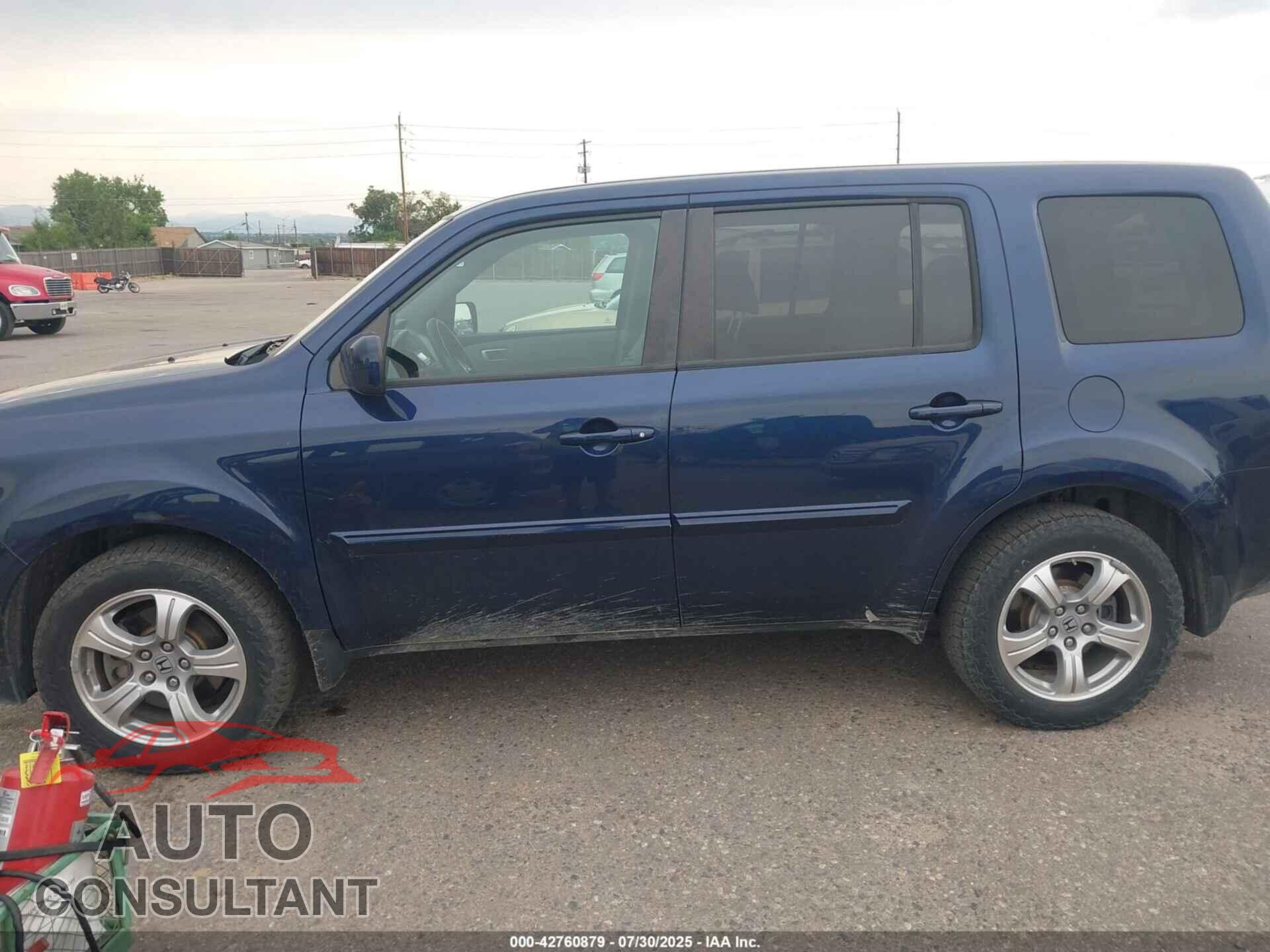 HONDA PILOT 2014 - 5FNYF4H40EB039678