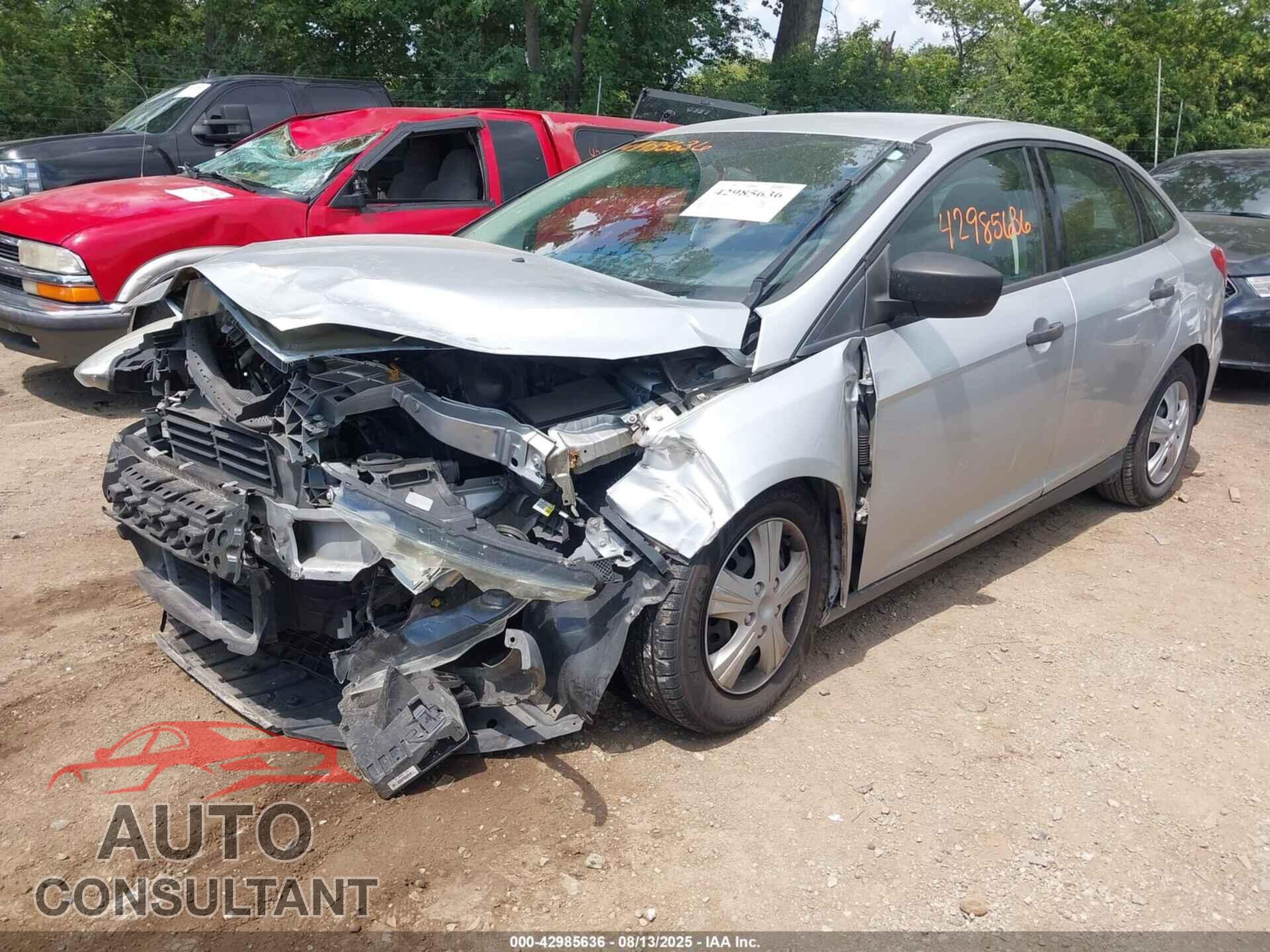 FORD FOCUS 2015 - 1FADP3E21FL322152