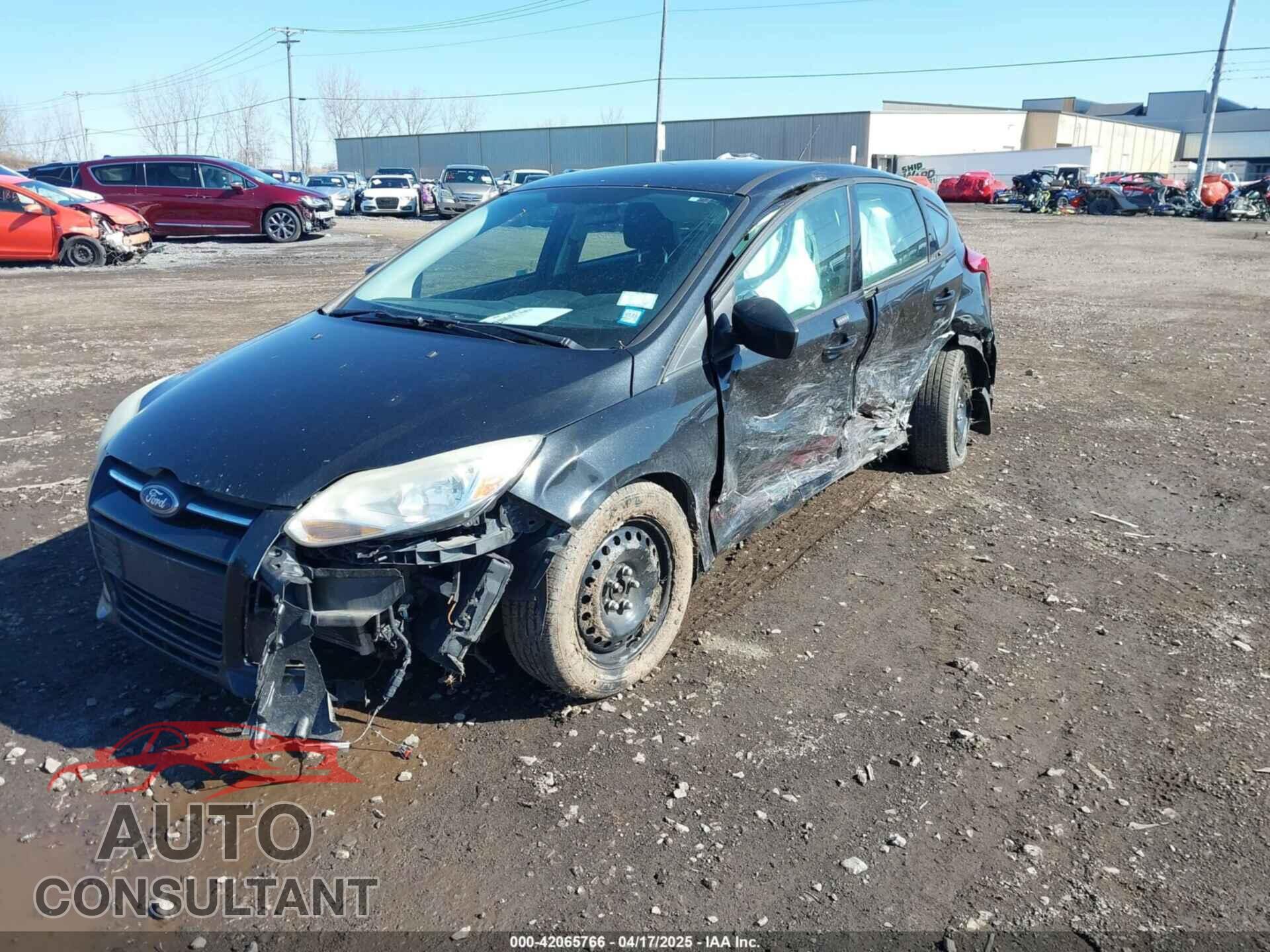 FORD FOCUS 2012 - 1FAHP3K27CL104556