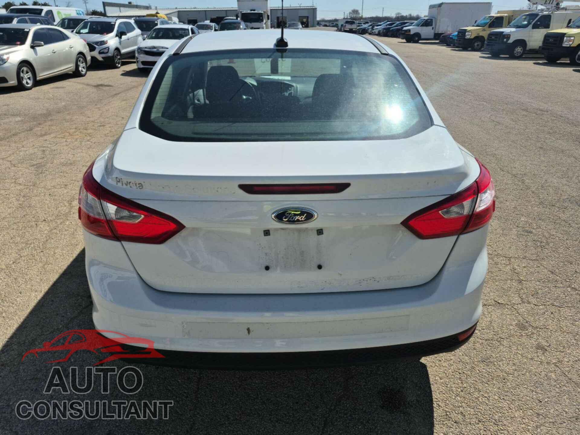 FORD FOCUS 2013 - 1FADP3F20DL312319