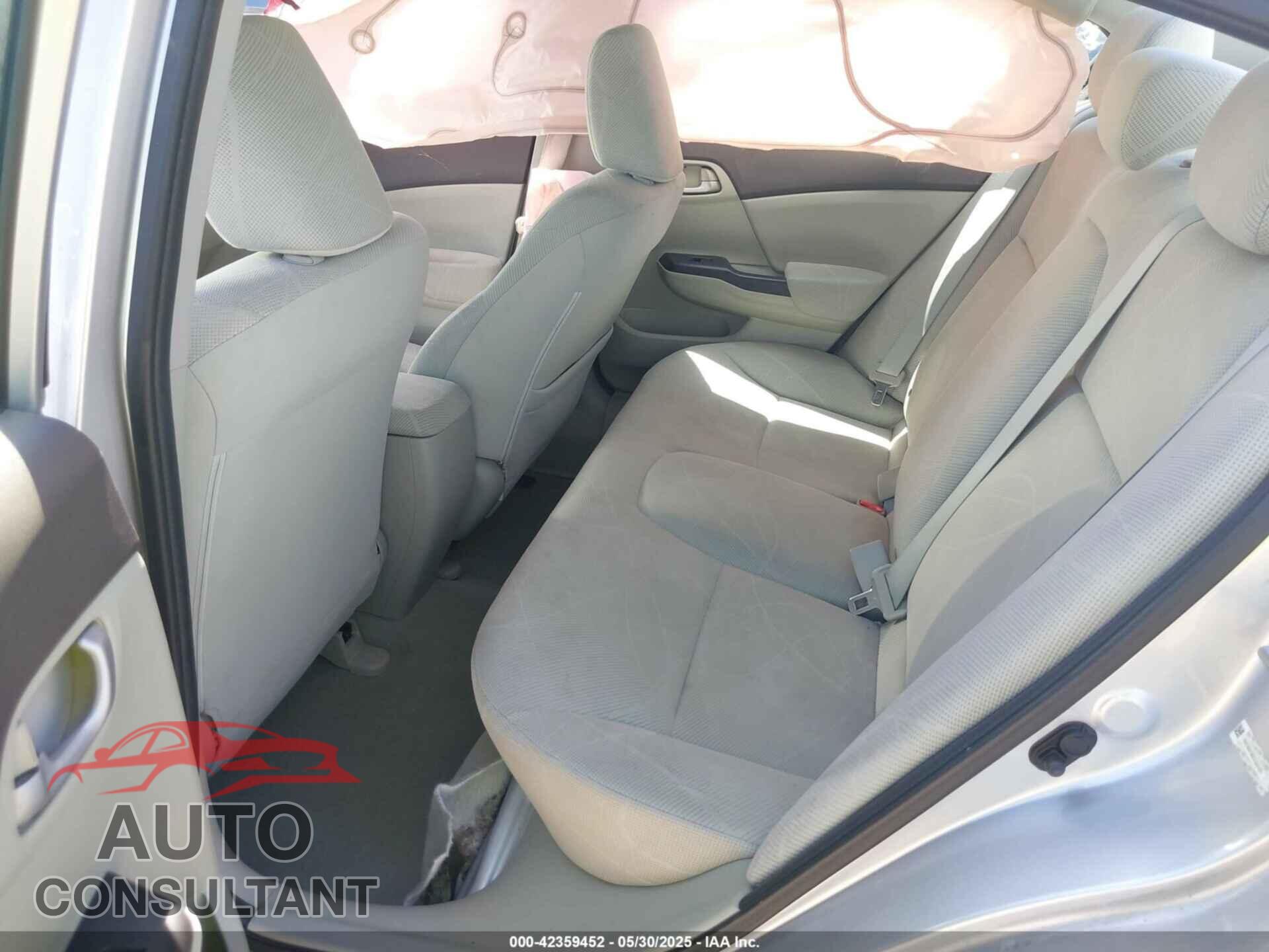 HONDA CIVIC 2012 - 19XFB2F50CE332101