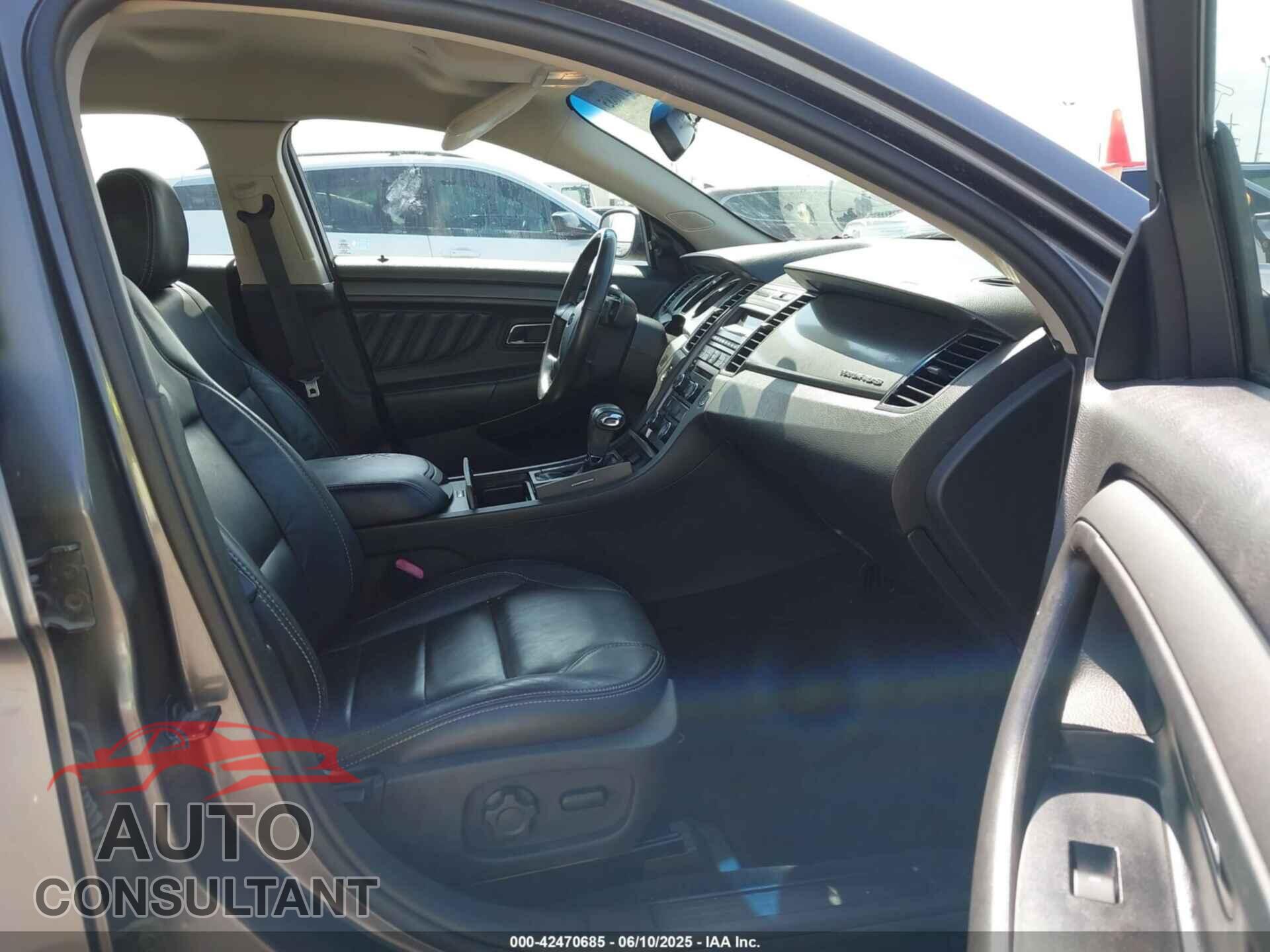 FORD TAURUS 2012 - 1FAHP2EW8CG121139