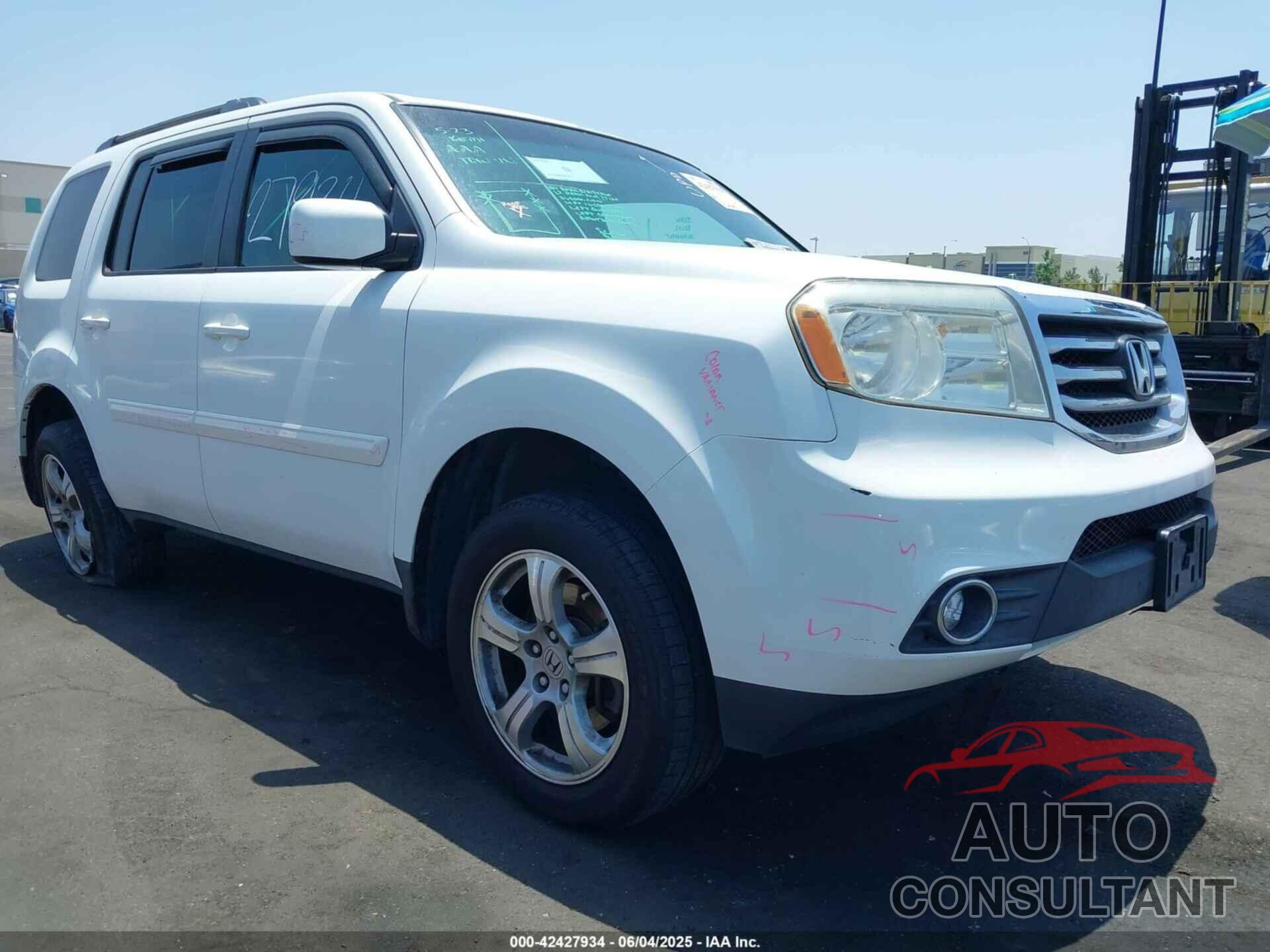 HONDA PILOT 2015 - 5FNYF3H59FB032975