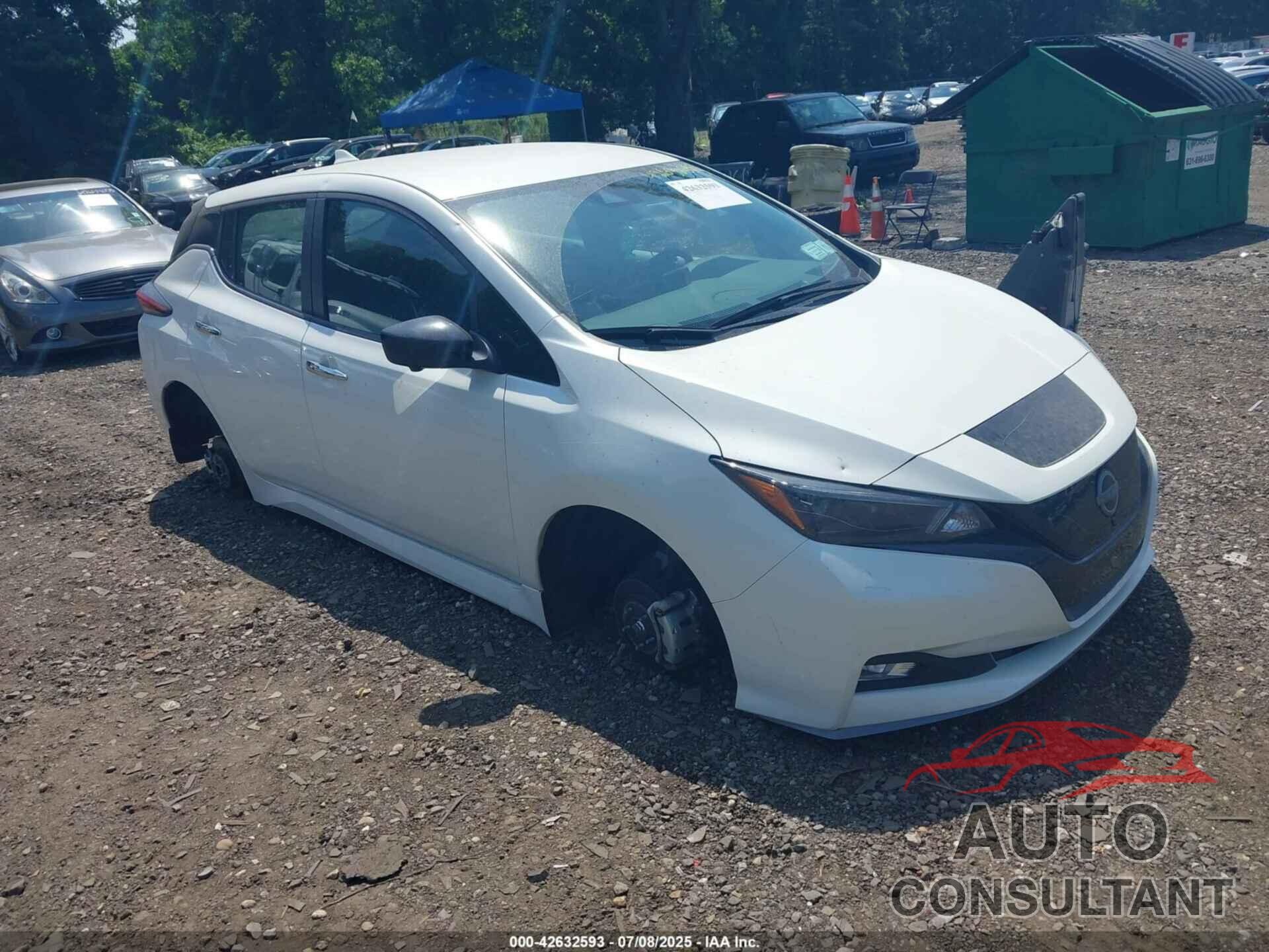 NISSAN LEAF 2024 - 1N4CZ1CV7RC550667