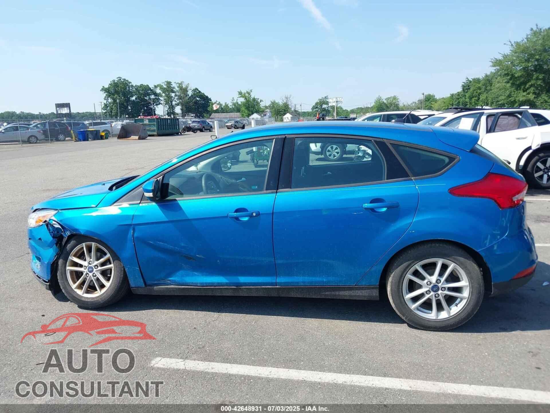 FORD FOCUS 2017 - 1FADP3K27HL212794