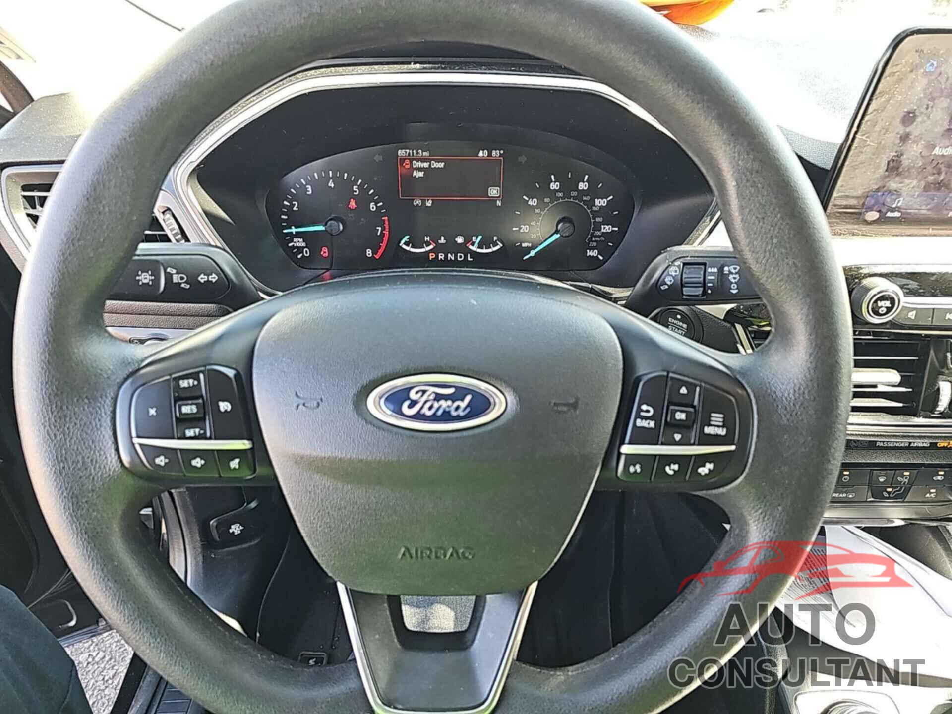 FORD ESCAPE 2021 - 1FMCU9G64MUA68599