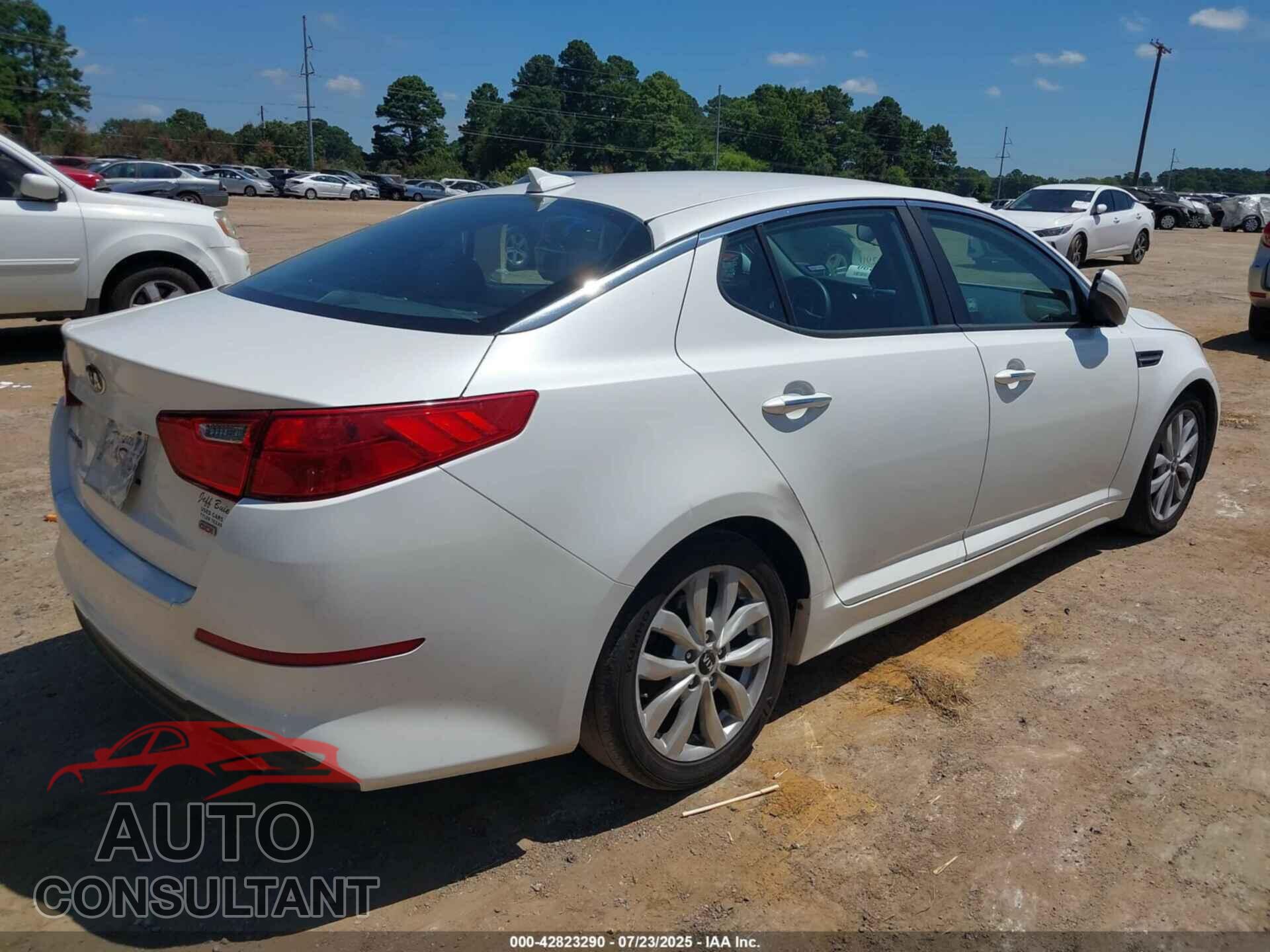 KIA OPTIMA 2015 - KNAGM4A72F5629211