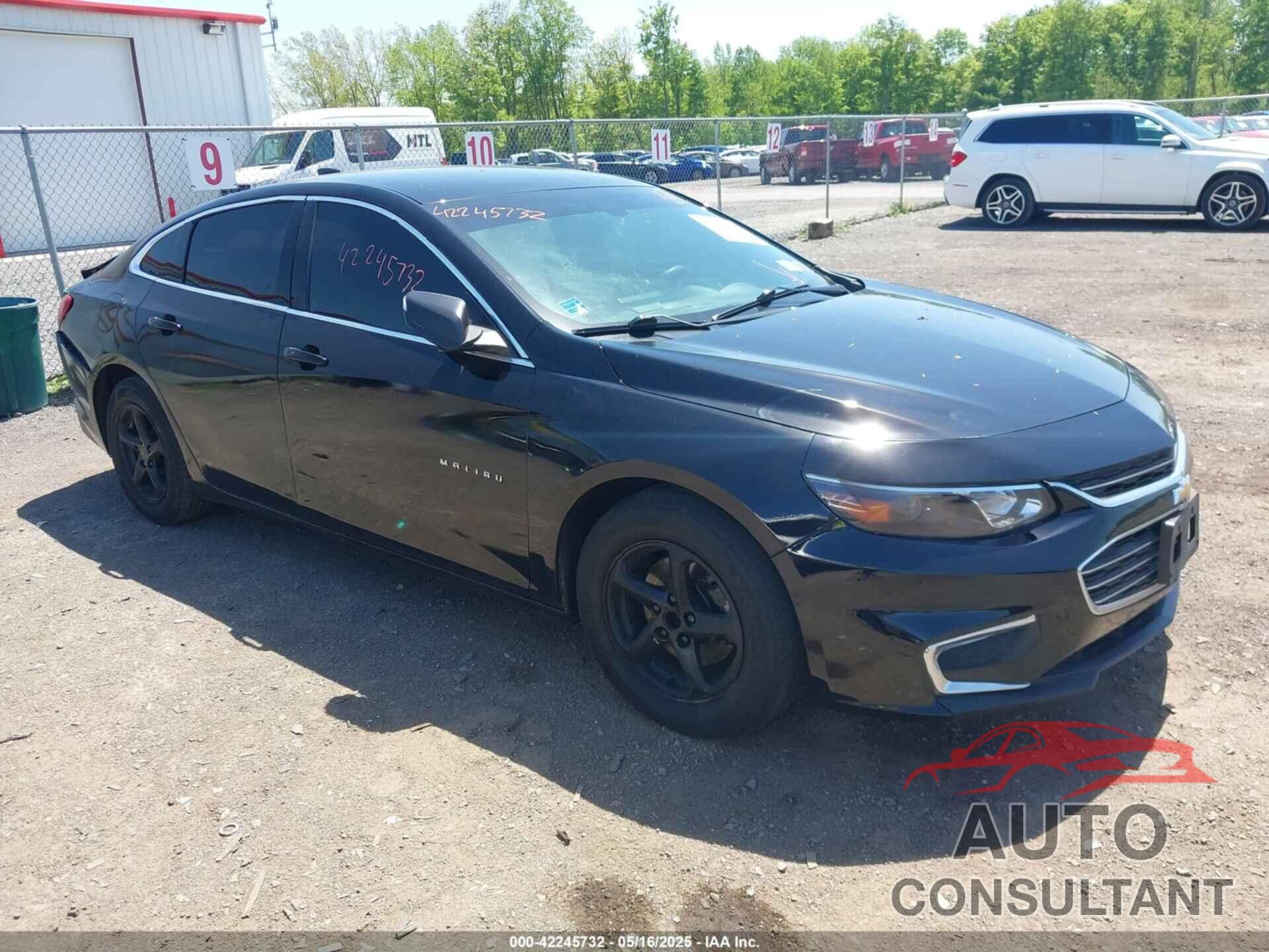 CHEVROLET MALIBU 2018 - 1G1ZB5ST4JF201767
