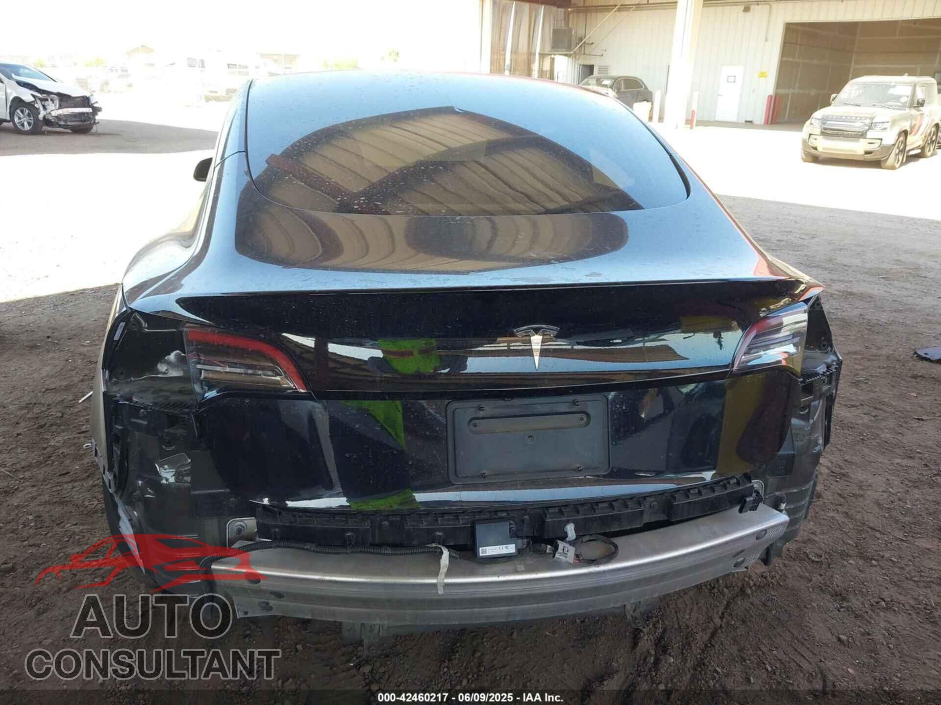 TESLA MODEL 3 2020 - 5YJ3E1EA2LF609232