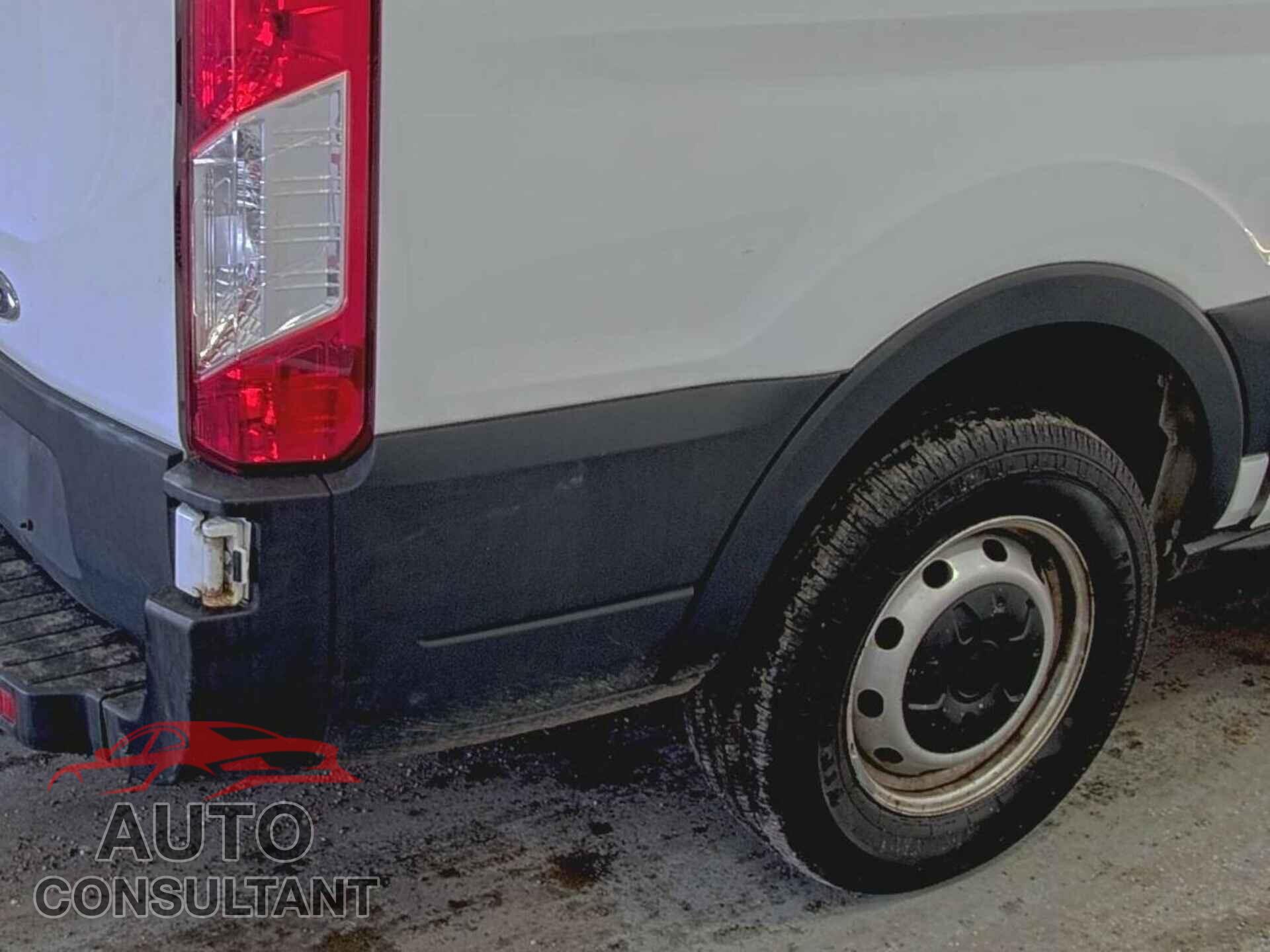 FORD TRANSIT 2019 - 1FTYR1YG3KKB15800