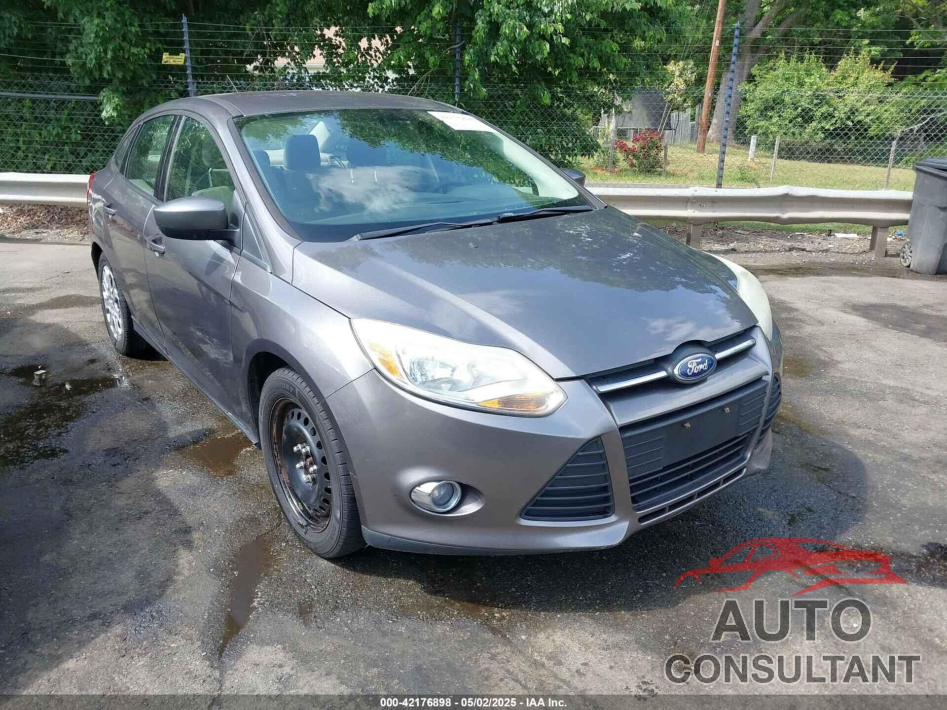 FORD FOCUS 2012 - 1FAHP3F22CL125941