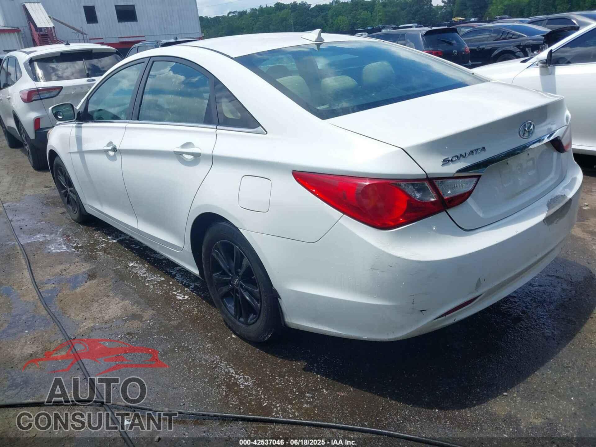 HYUNDAI SONATA 2013 - 5NPEB4AC2DH628649