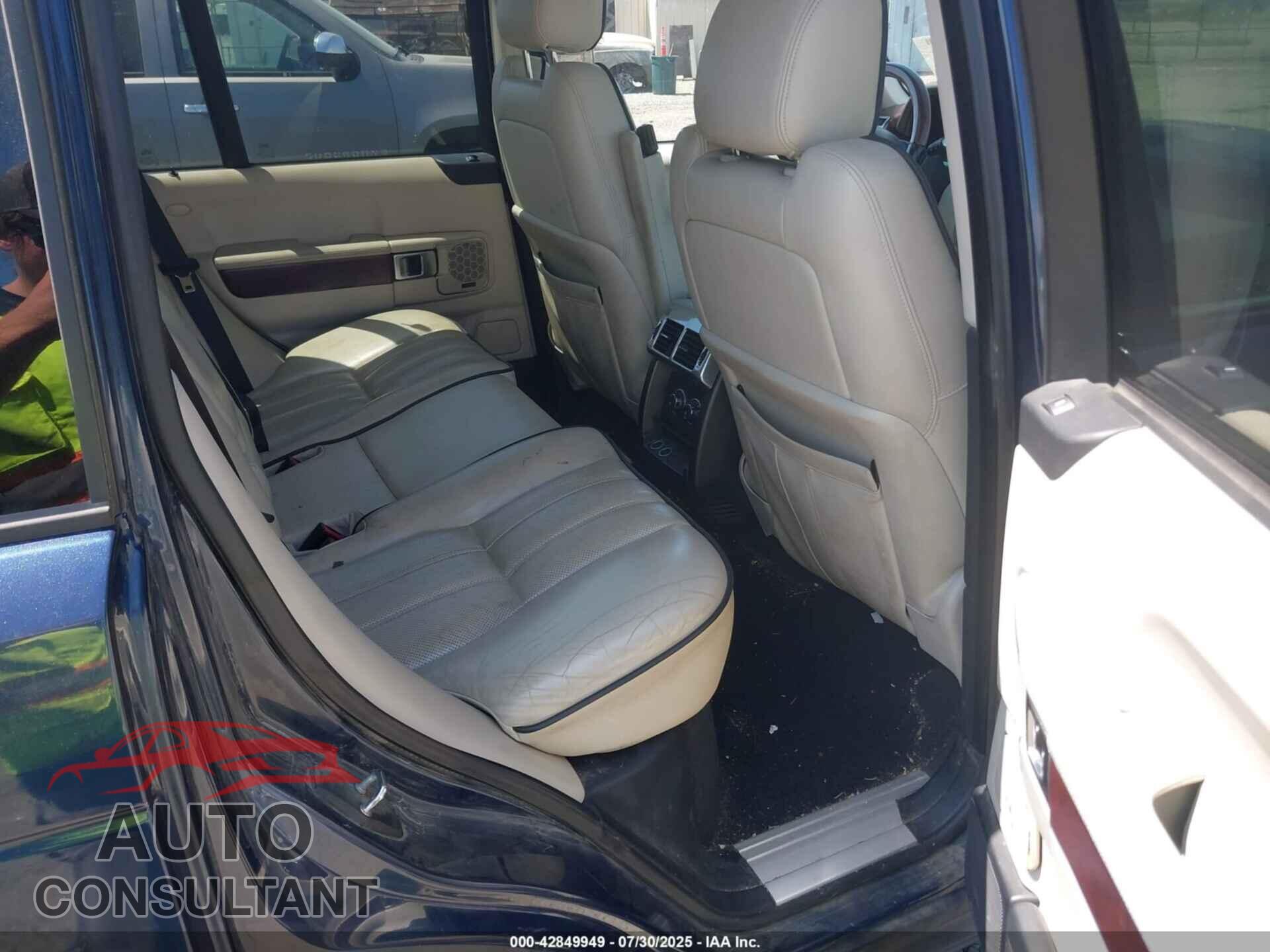 LAND ROVER RANGE ROVER 2011 - SALMF1D45BA337286