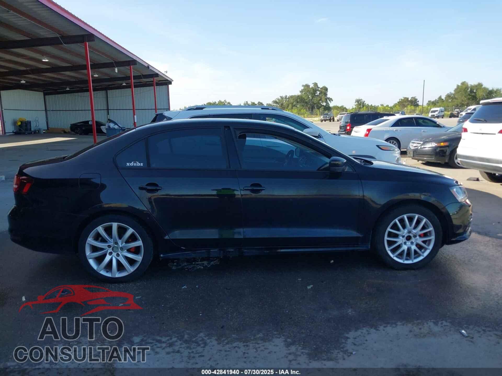 VOLKSWAGEN JETTA 2018 - 3VW2B7AJ3JM259175