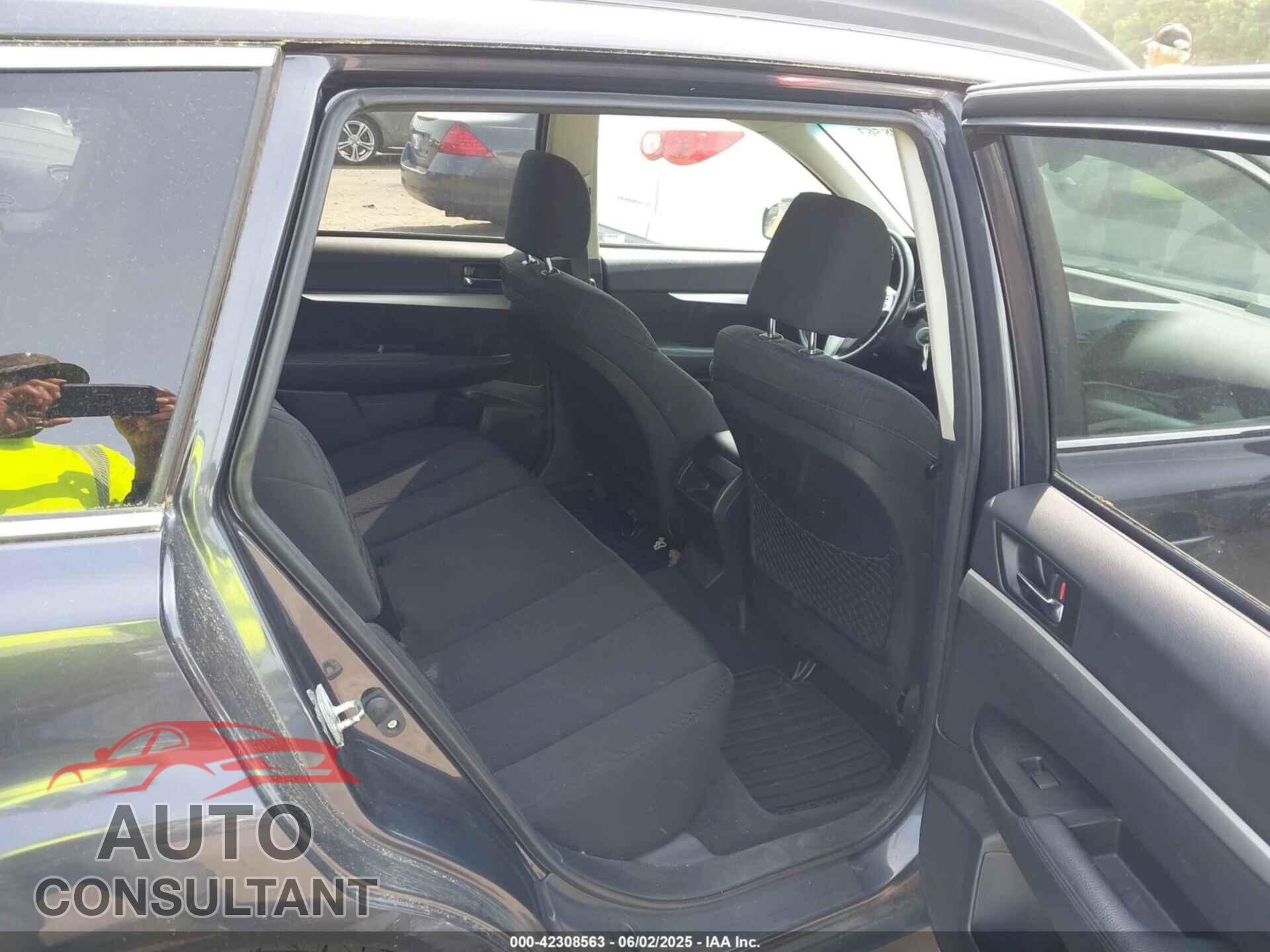 SUBARU OUTBACK 2010 - 4S4BRBCC2A3316608