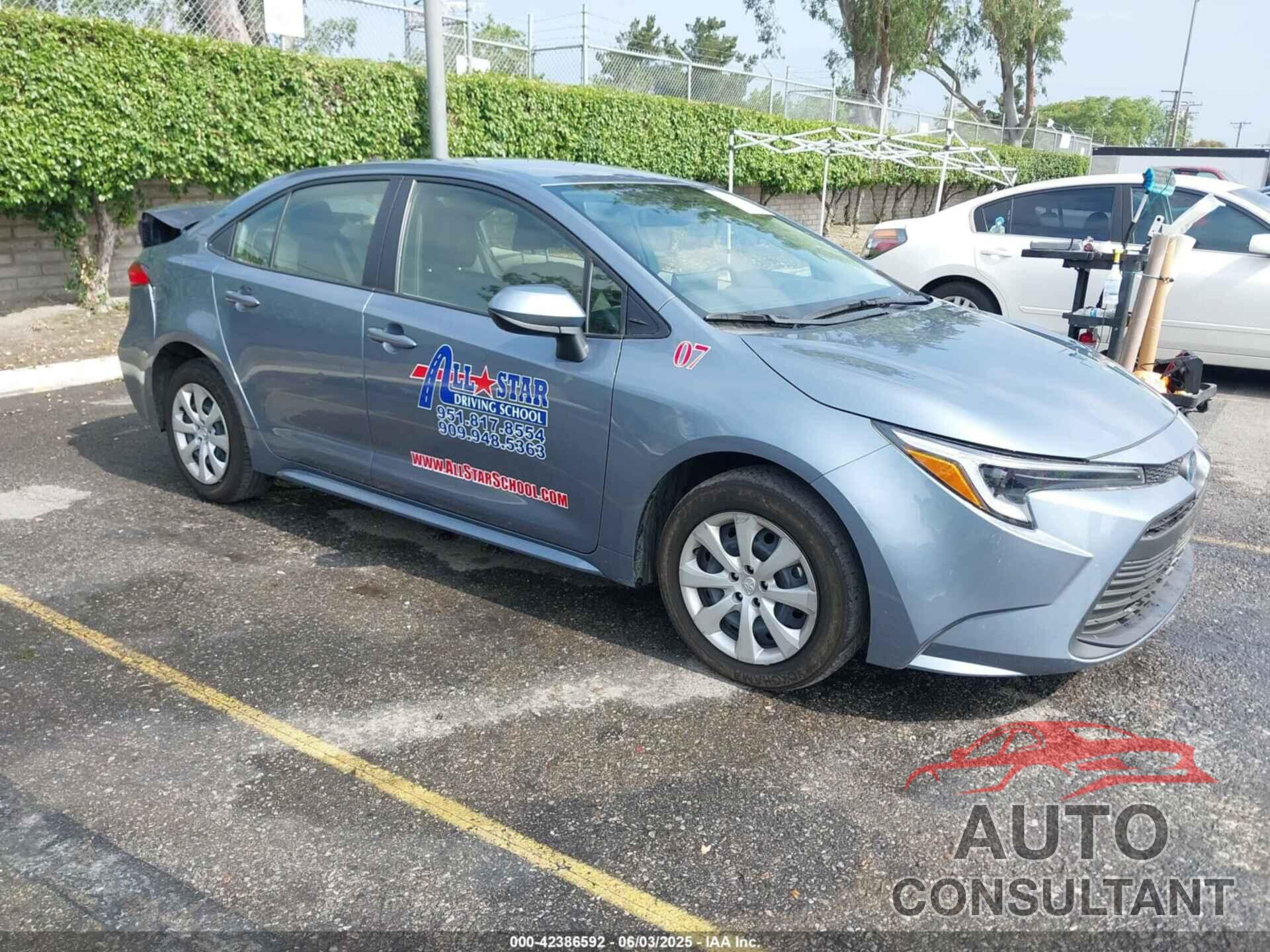 TOYOTA COROLLA 2024 - JTDBCMFE6R3057812