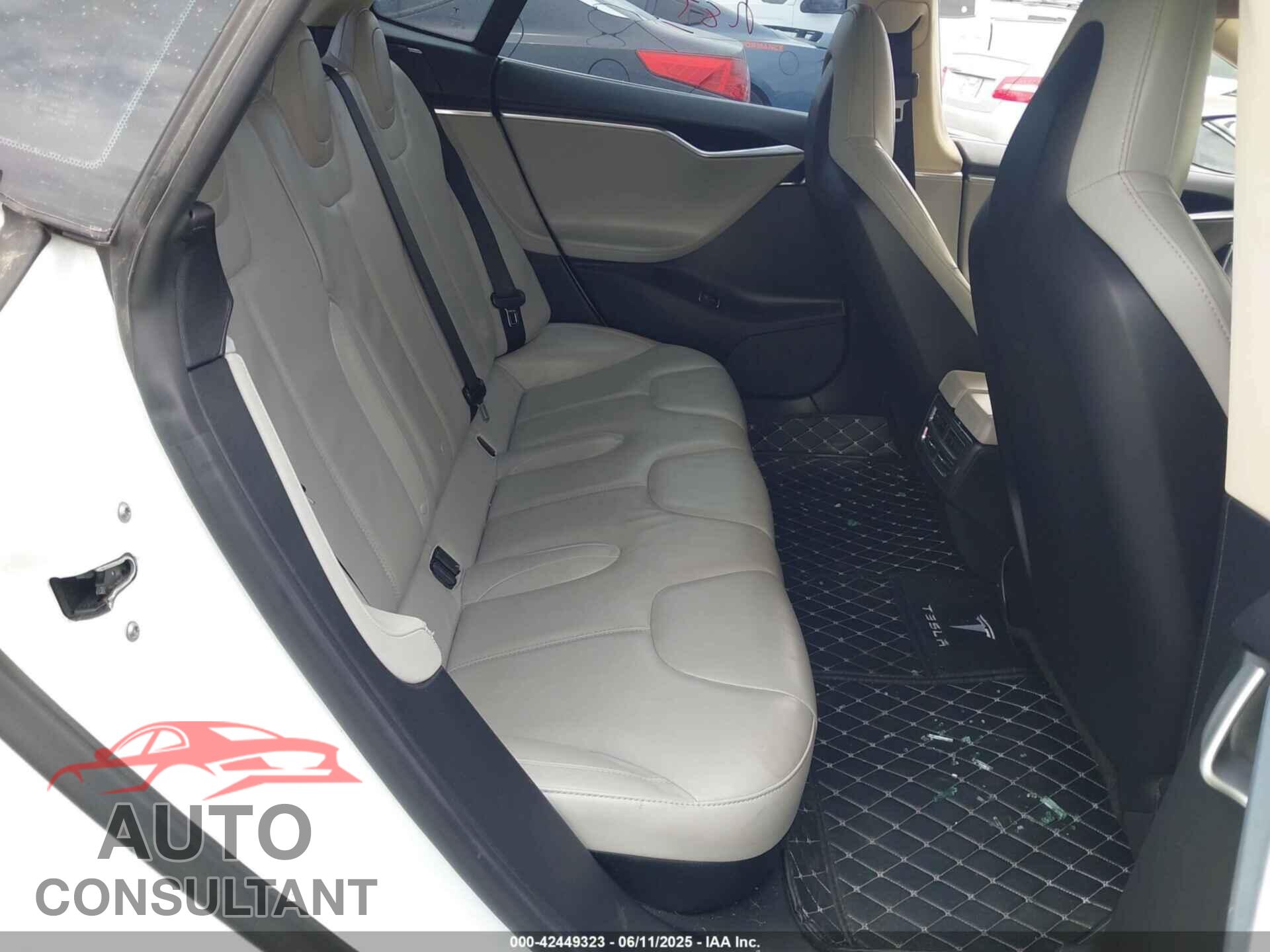 TESLA MODEL S 2013 - 5YJSA1CN0DFP07352