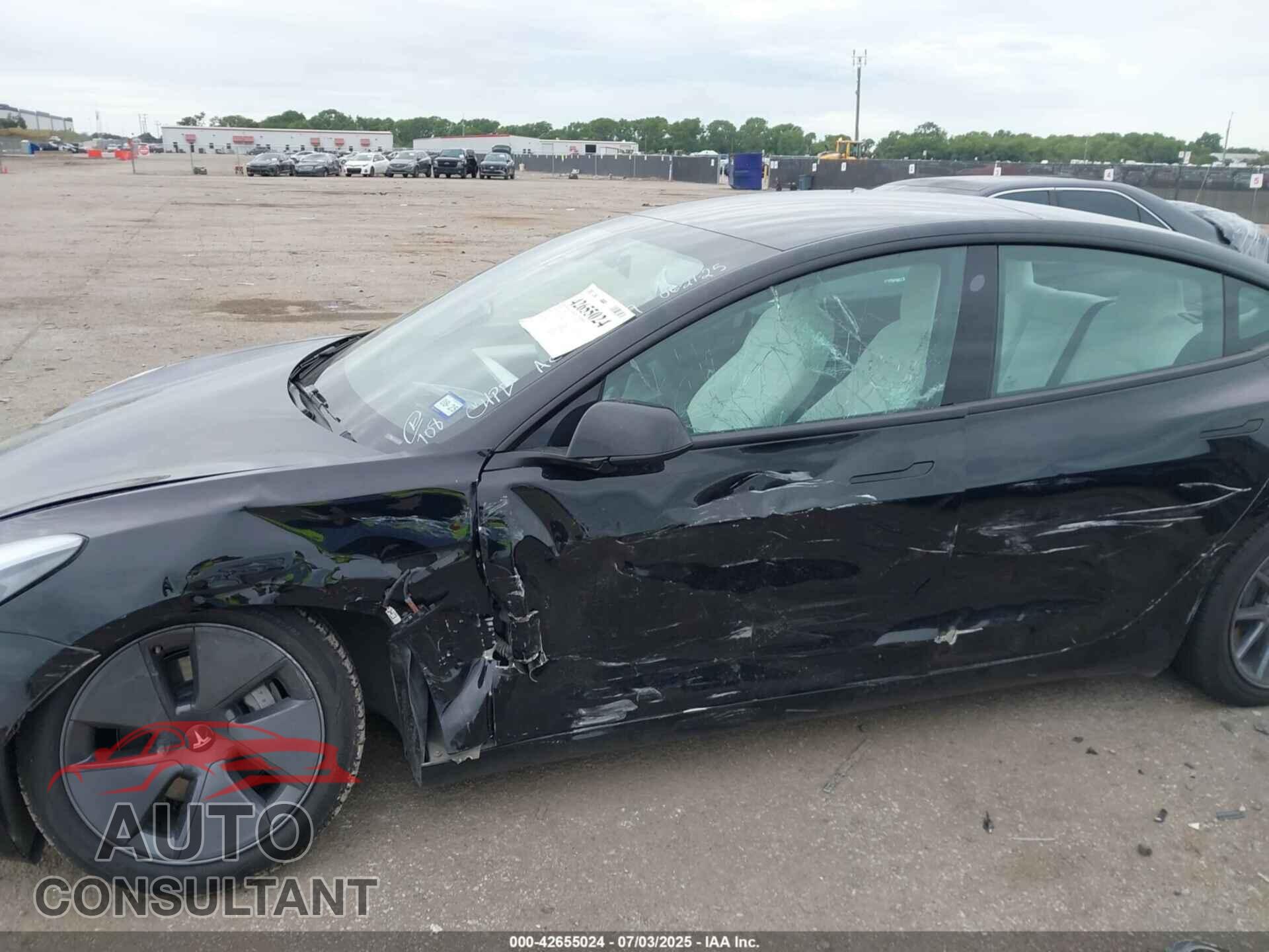 TESLA MODEL 3 2022 - 5YJ3E1EB2NF351211