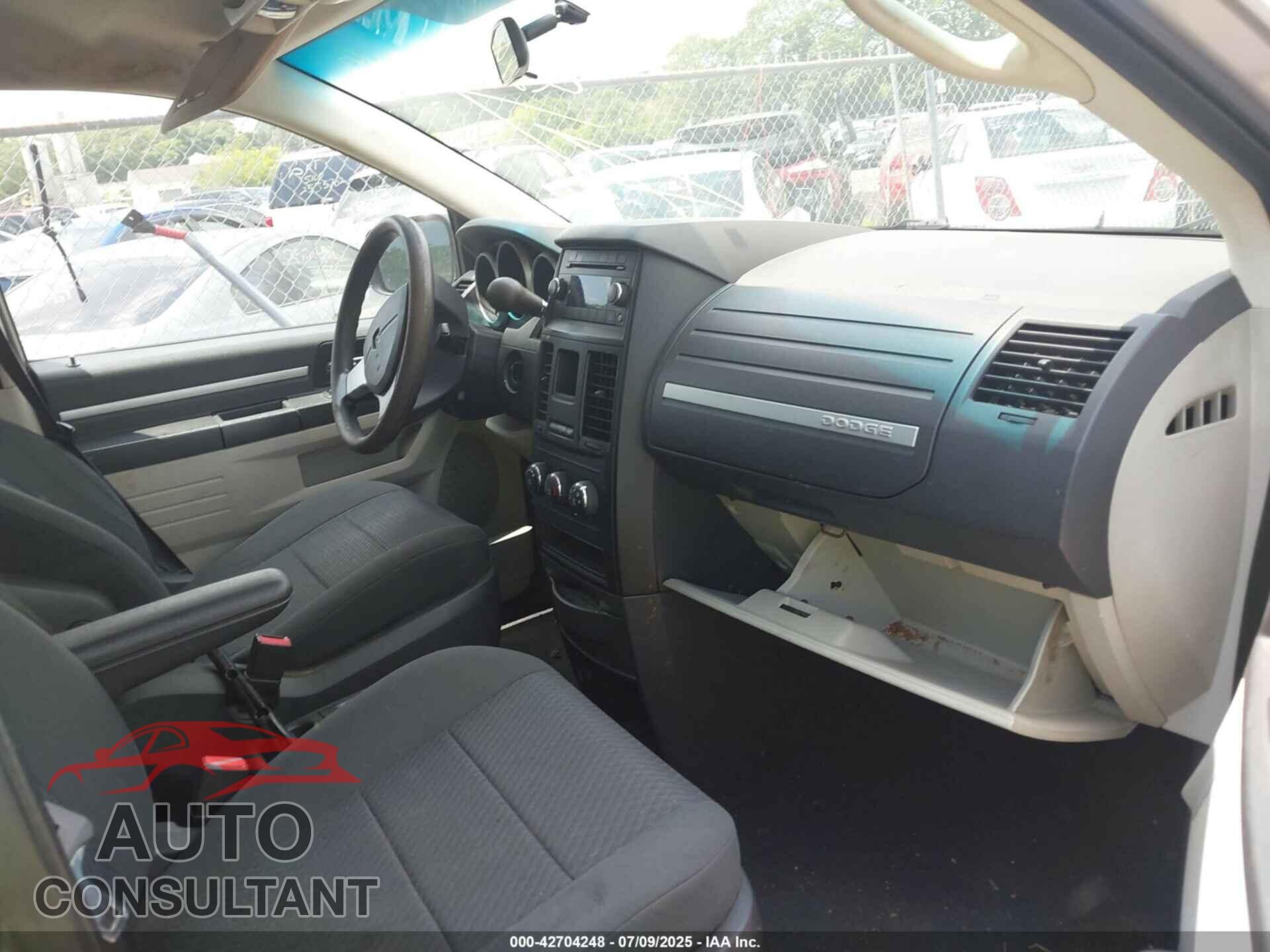 DODGE GRAND CARAVAN 2010 - 2D4RN4DE4AR257663