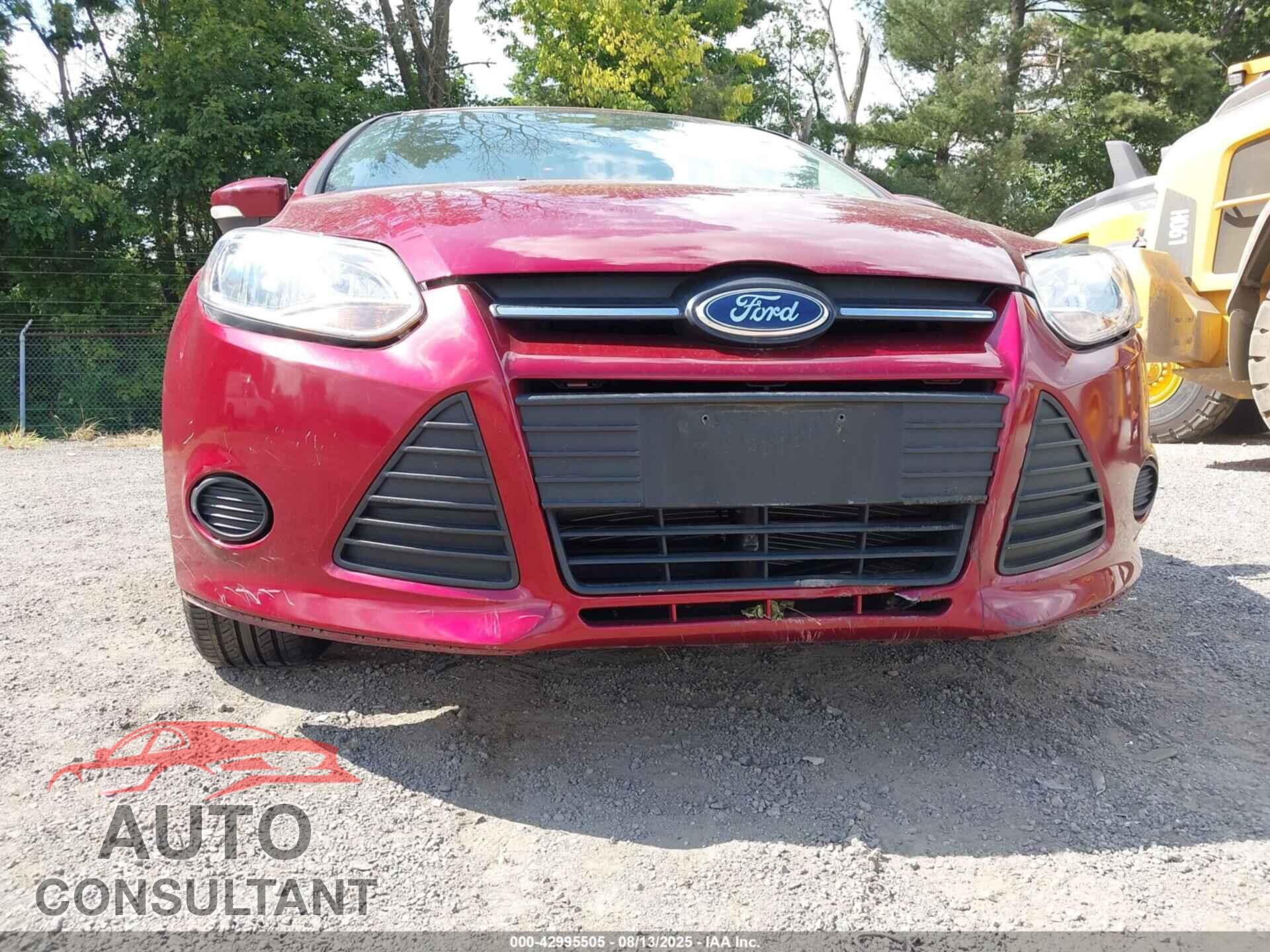 FORD FOCUS 2014 - 1FADP3F25EL197105
