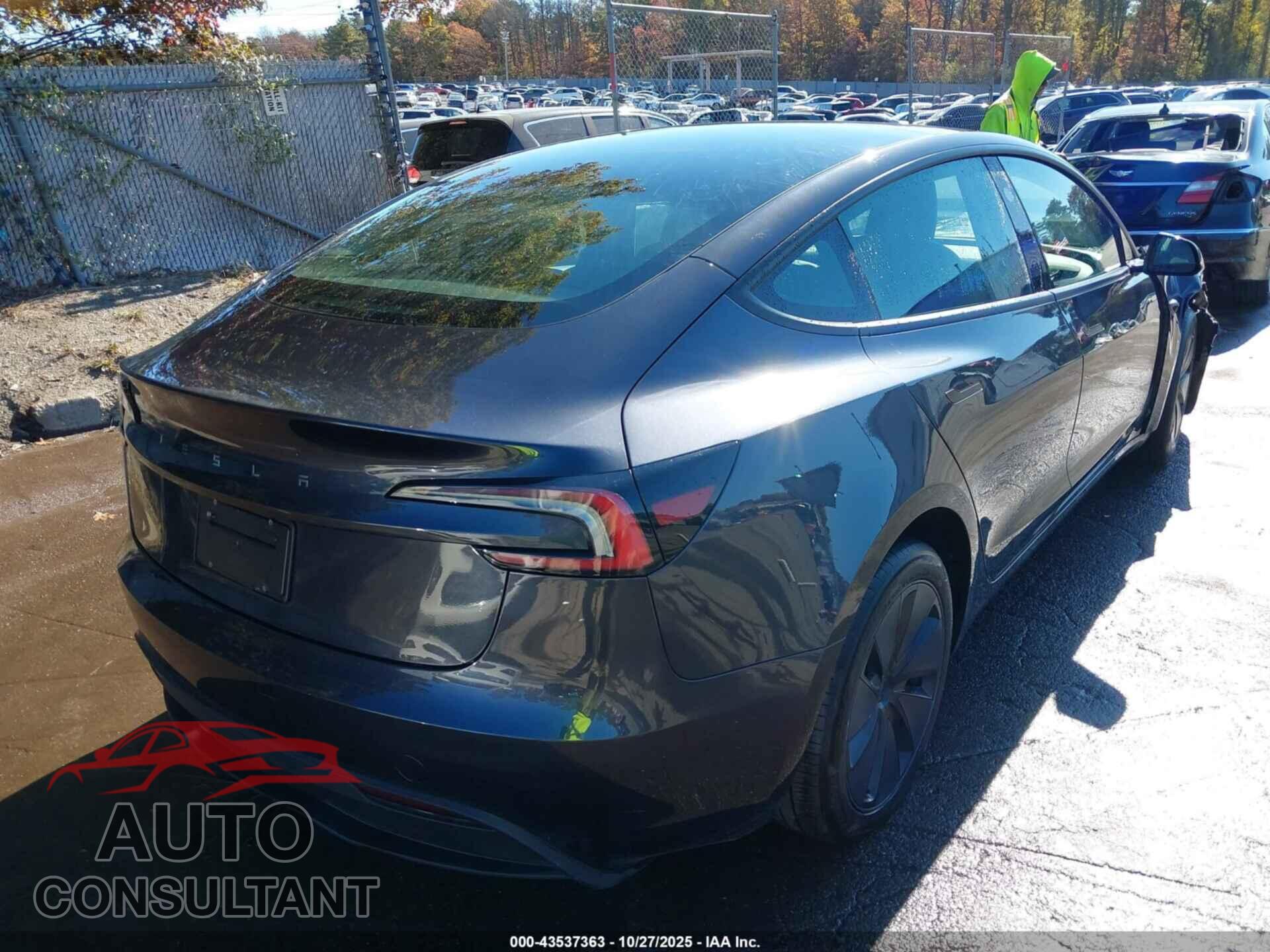 TESLA MODEL 3 2024 - 5YJ3E1EA2RF761150