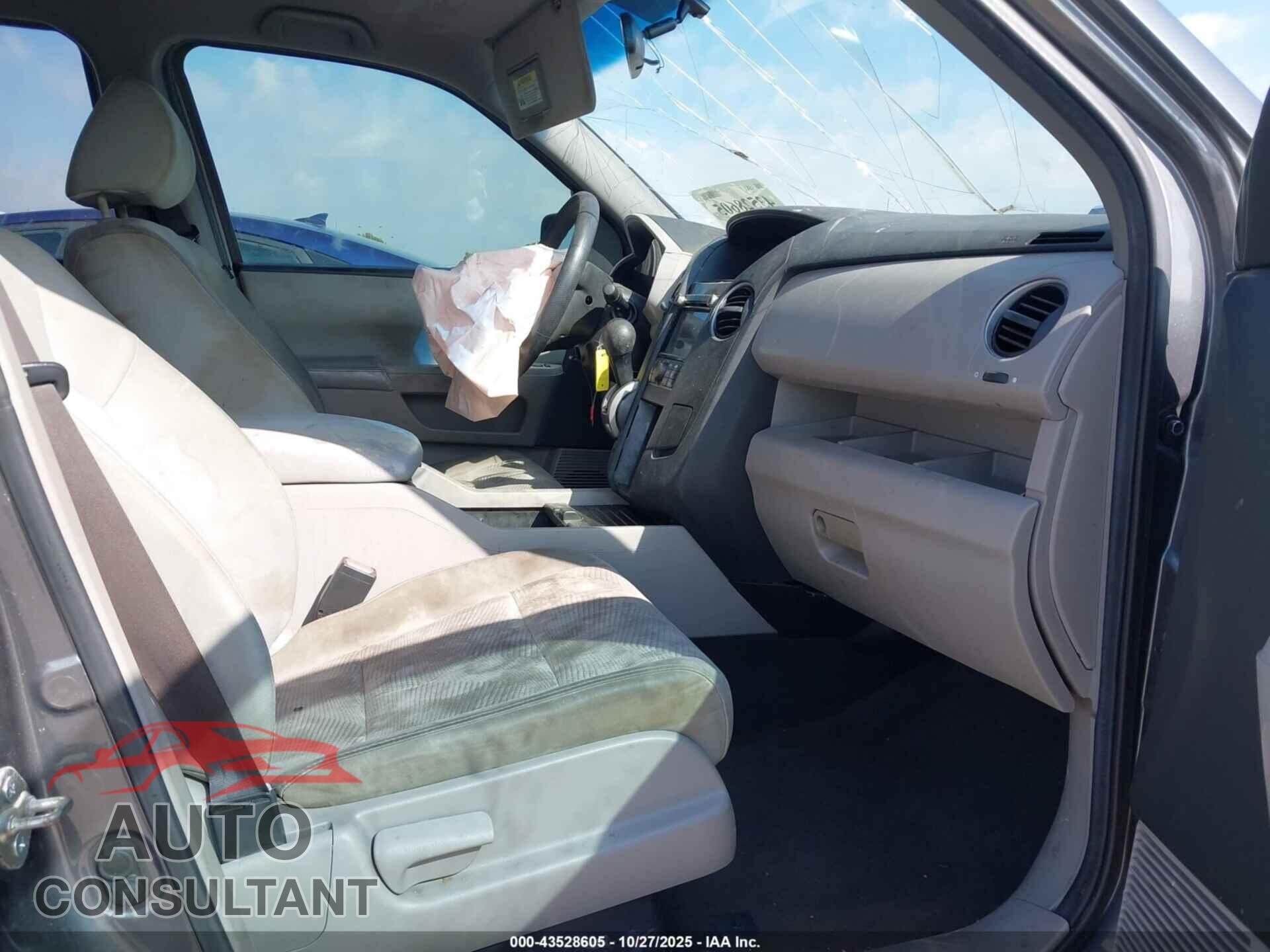 HONDA PILOT 2012 - 5FNYF4H69CB016222