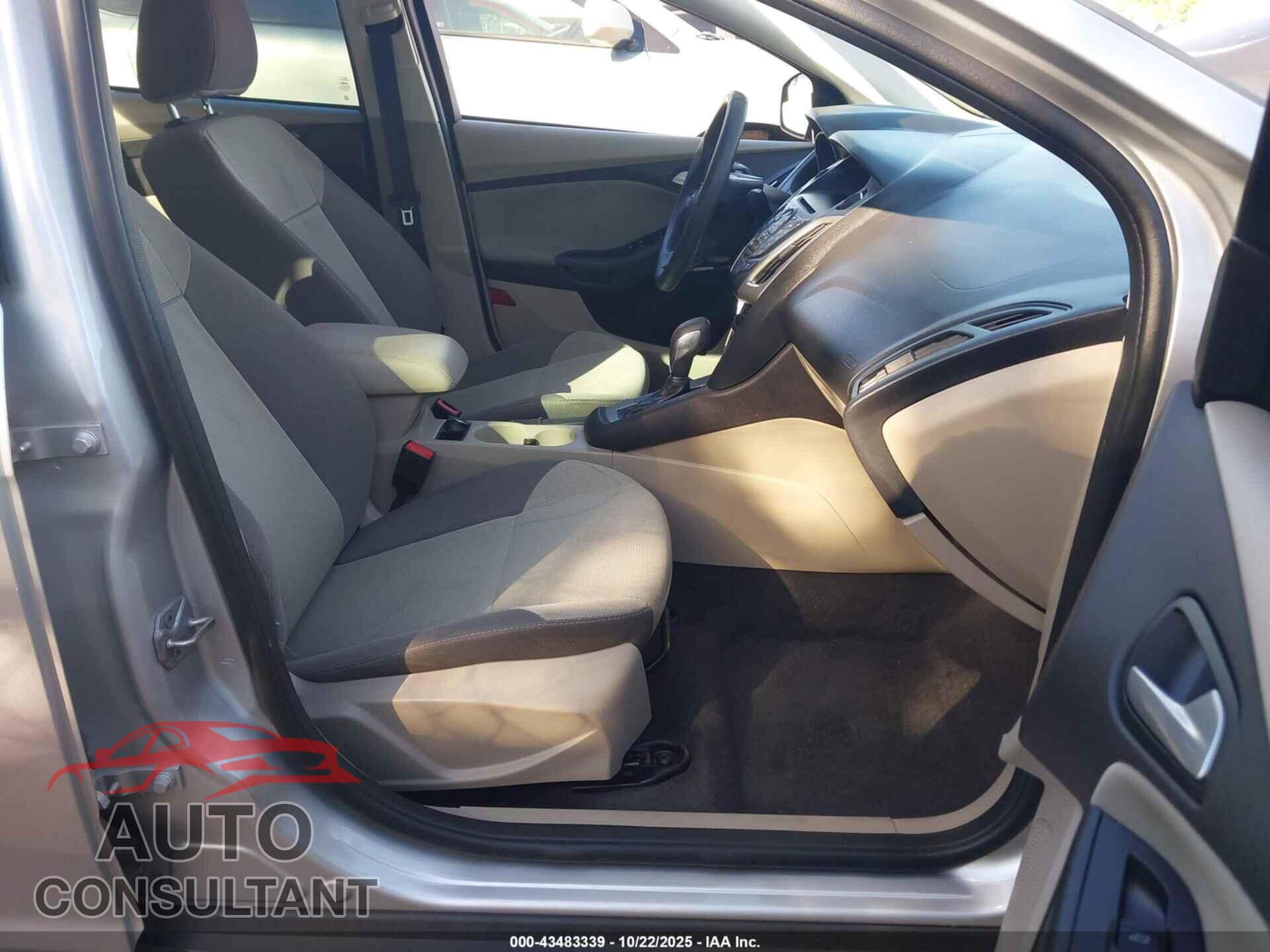 FORD FOCUS 2014 - 1FADP3F20EL126460