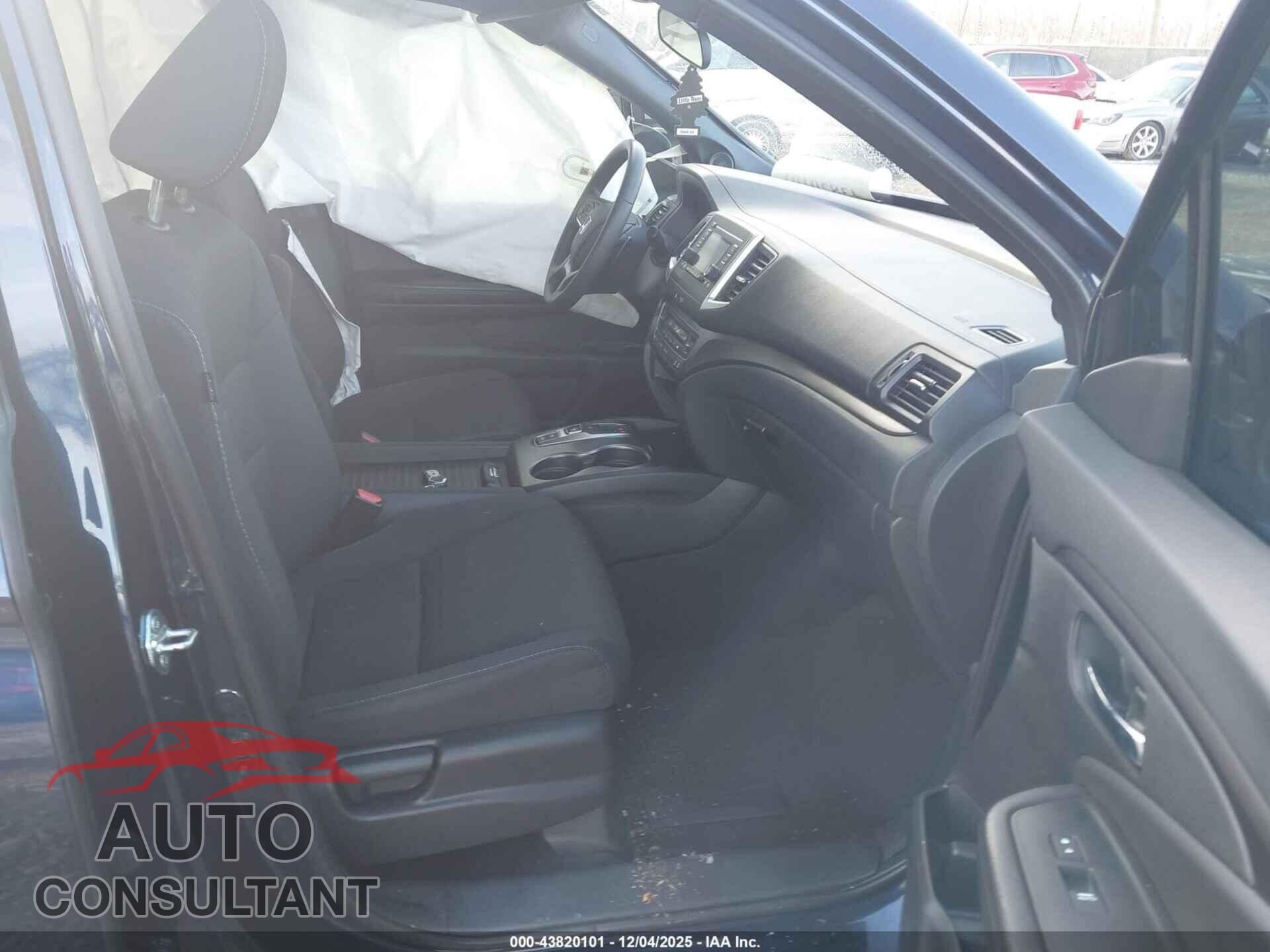HONDA PASSPORT 2019 - 5FNYF8H21KB013169
