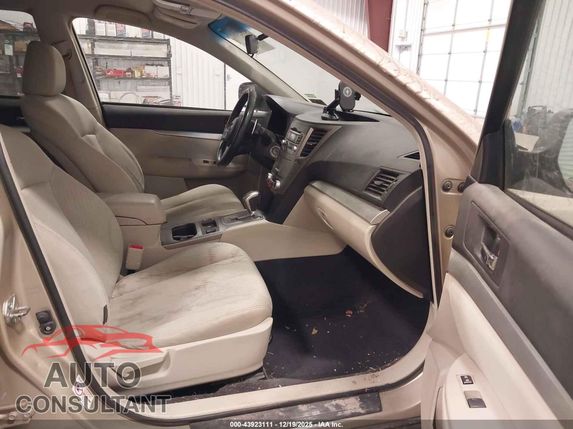 SUBARU OUTBACK 2010 - 4S4BRCCC7A3349769