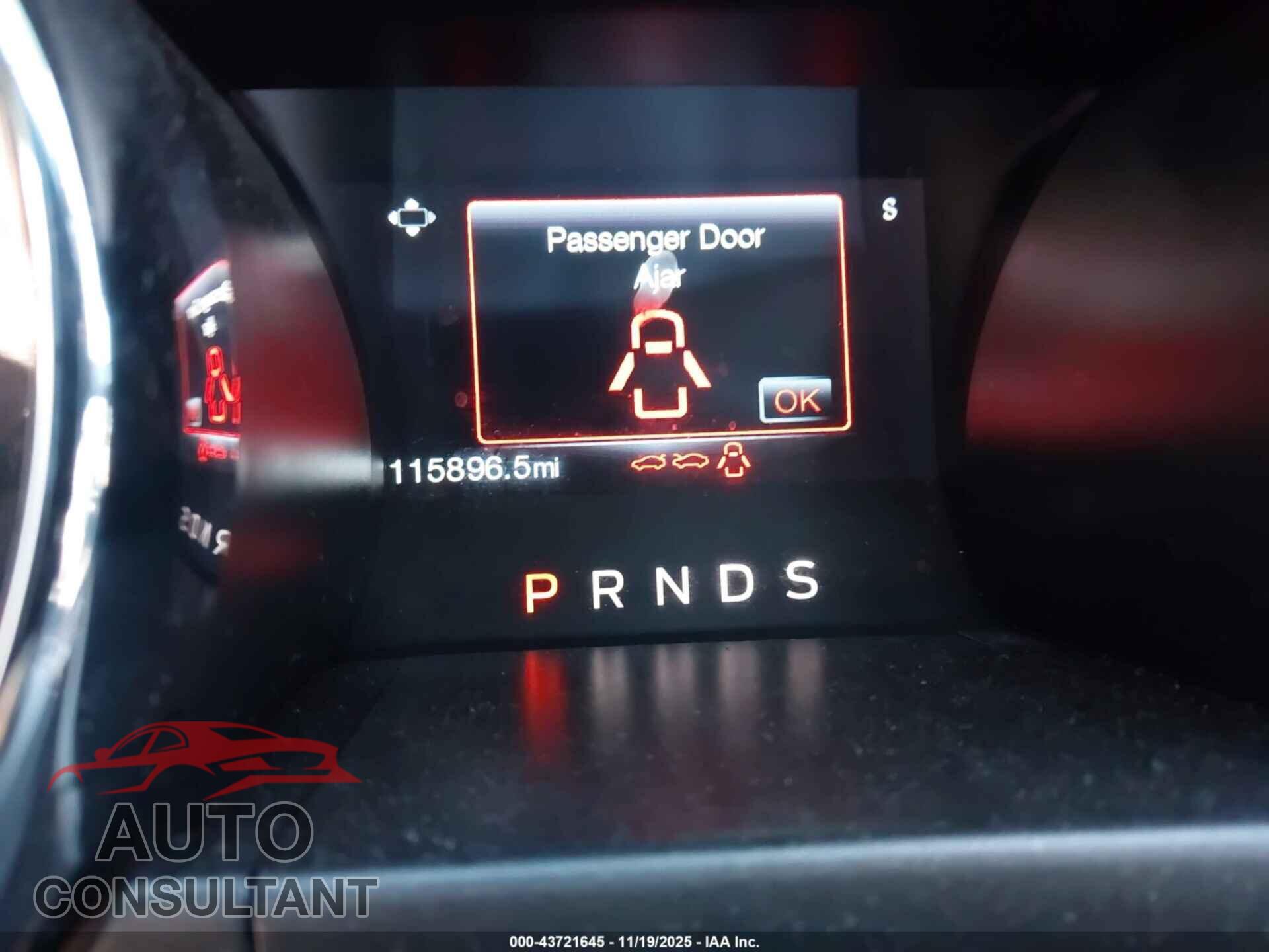 FORD MUSTANG 2015 - 1FA6P8TH2F5417577