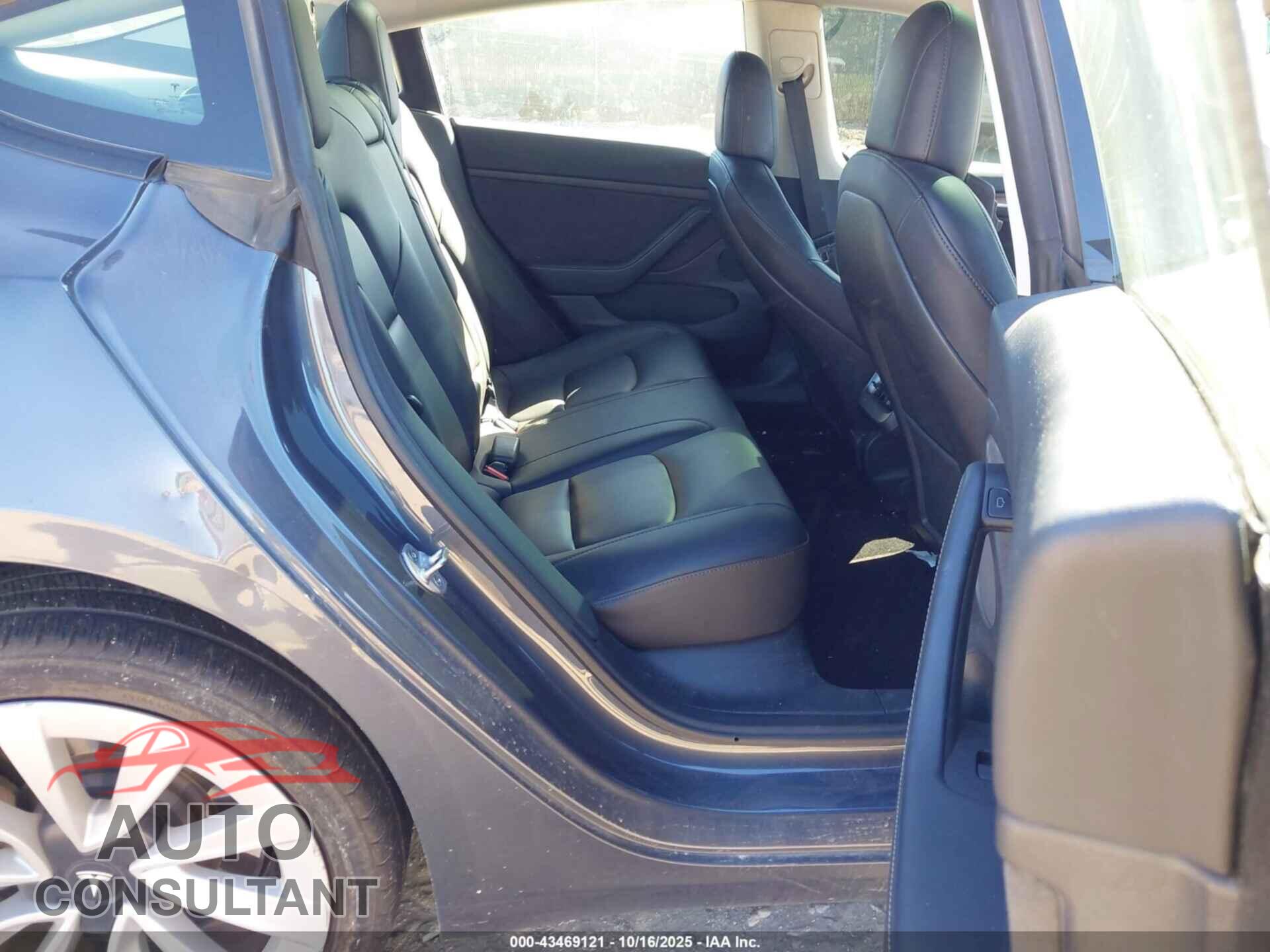 TESLA MODEL 3 2022 - 5YJ3E1EA5NF376398