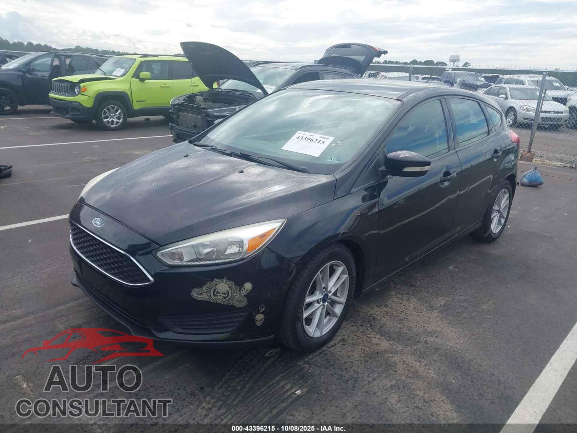 FORD FOCUS 2017 - 1FADP3K28HL286046