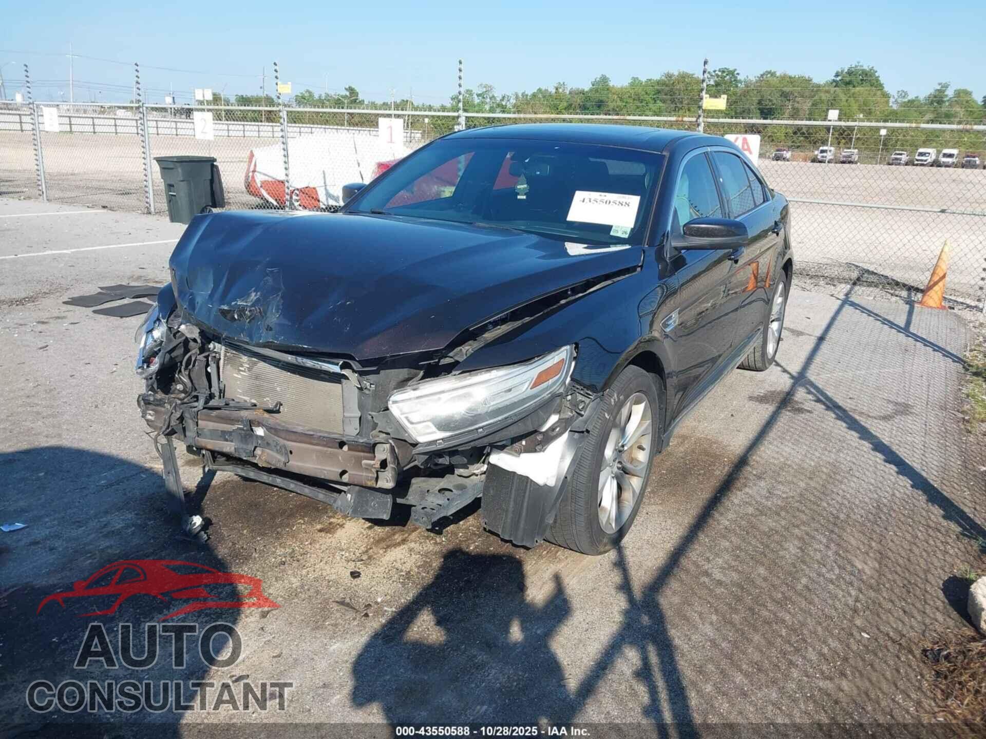 FORD TAURUS 2013 - 1FAHP2E83DG192199