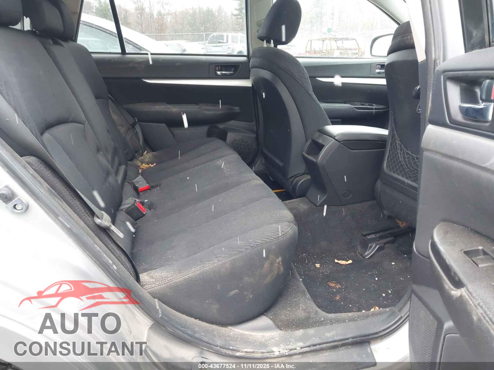 SUBARU OUTBACK 2011 - 4S4BRBGC3B1351648