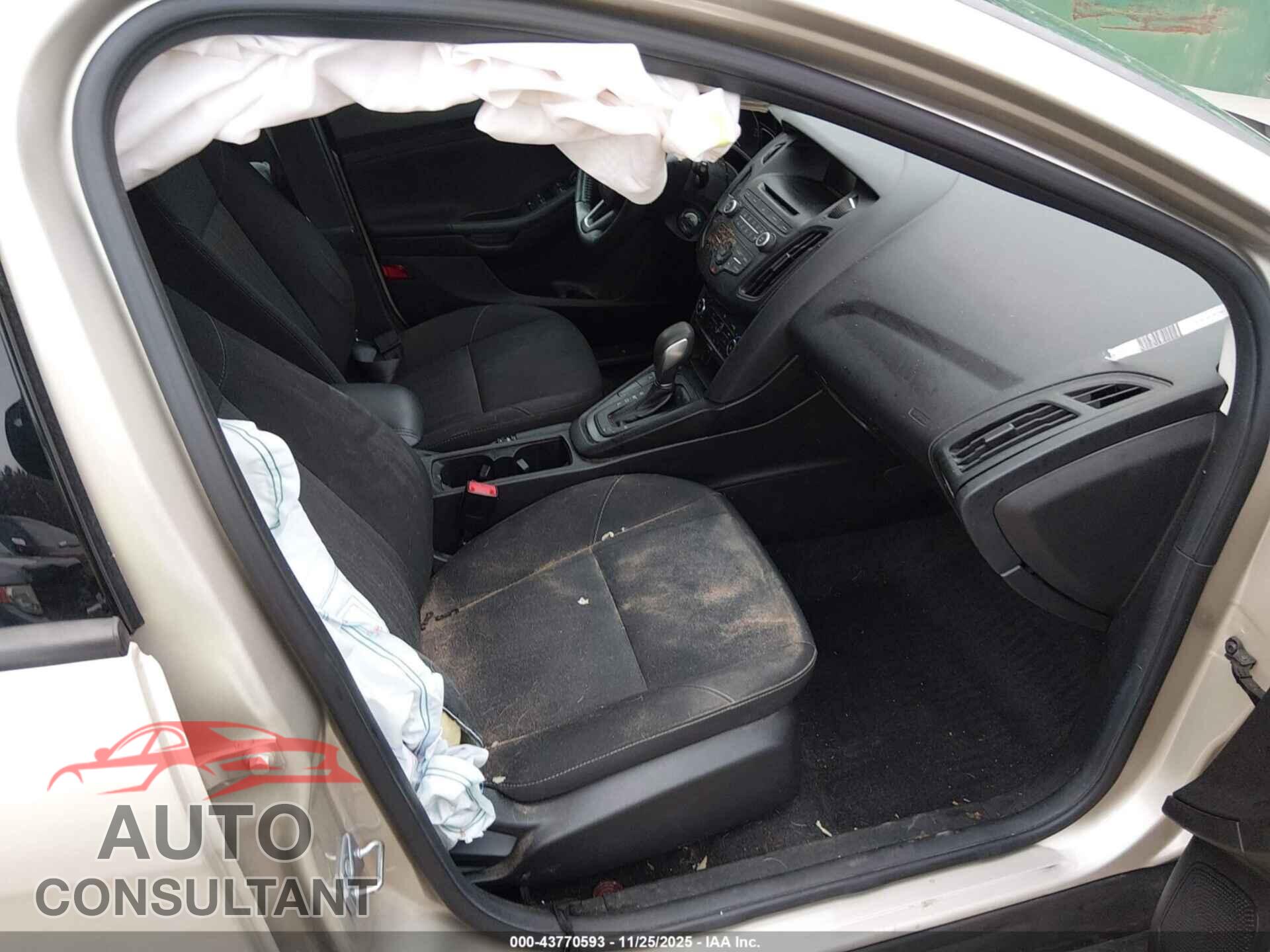 FORD FOCUS 2017 - 1FADP3K25HL263548