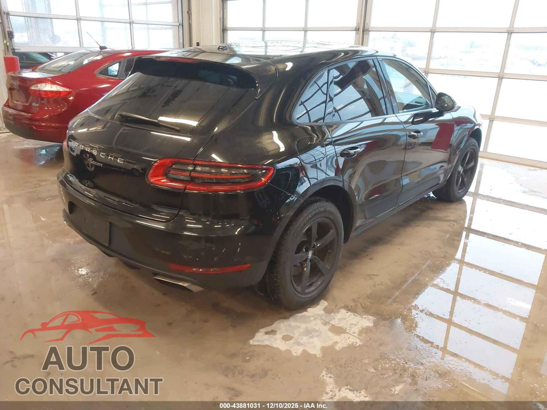 PORSCHE MACAN 2017 - WP1AA2A57HLB03500