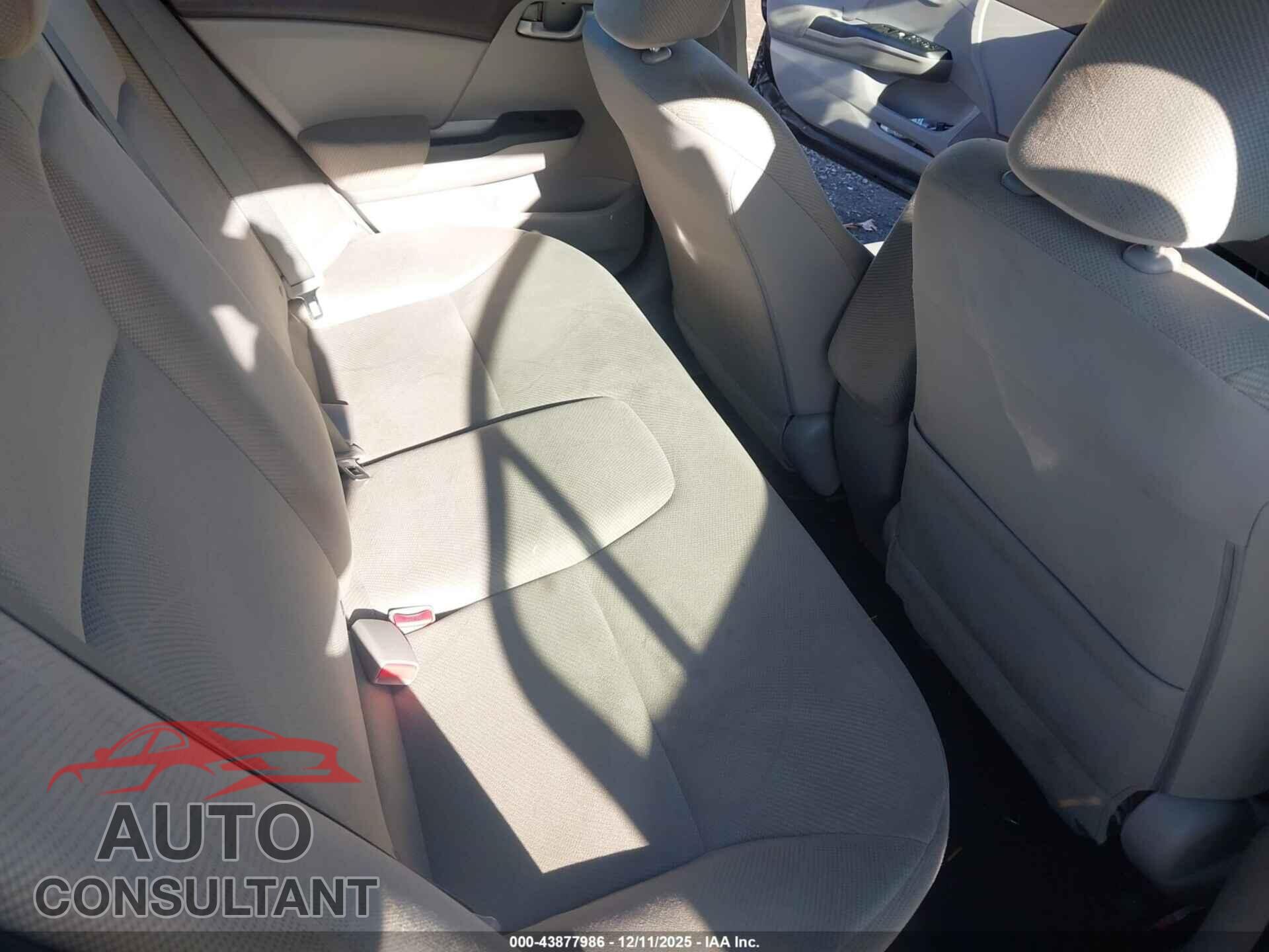 HONDA CIVIC 2012 - 19XFB2F52CE383857
