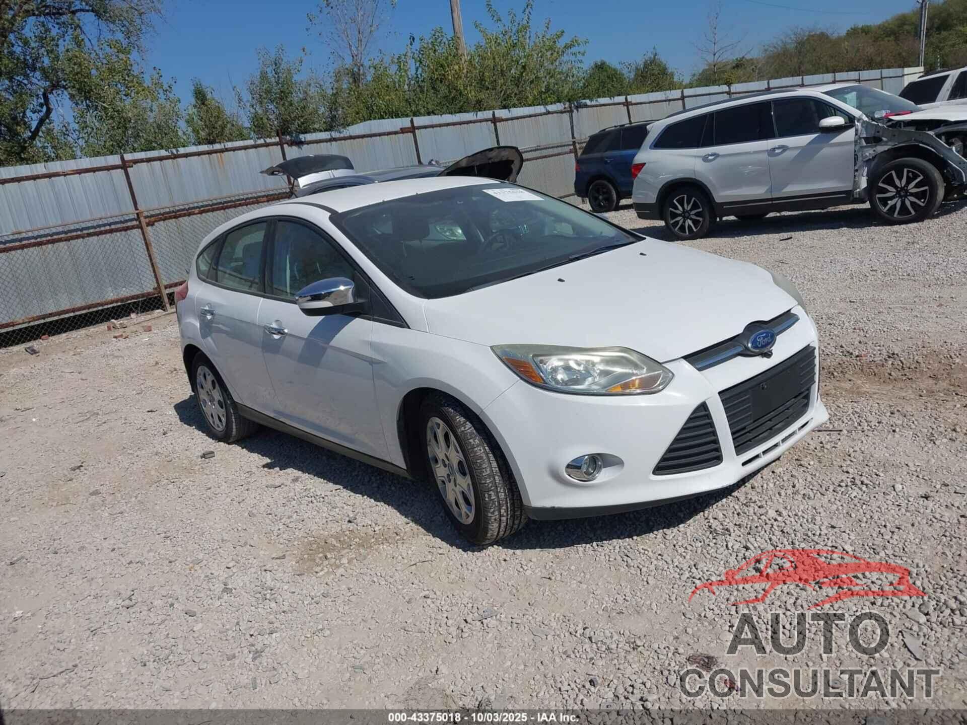 FORD FOCUS 2012 - 1FAHP3K22CL155298