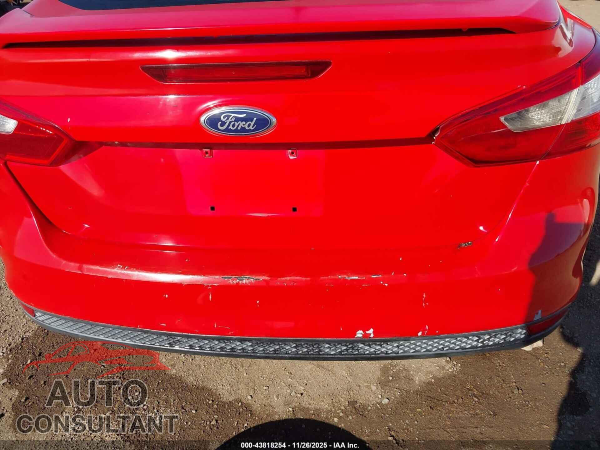 FORD FOCUS 2014 - 1FADP3F25EL341493